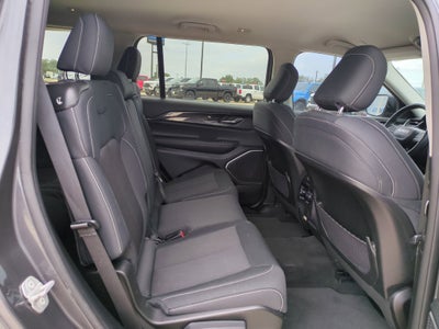 2022 Jeep Grand Cherokee L Laredo