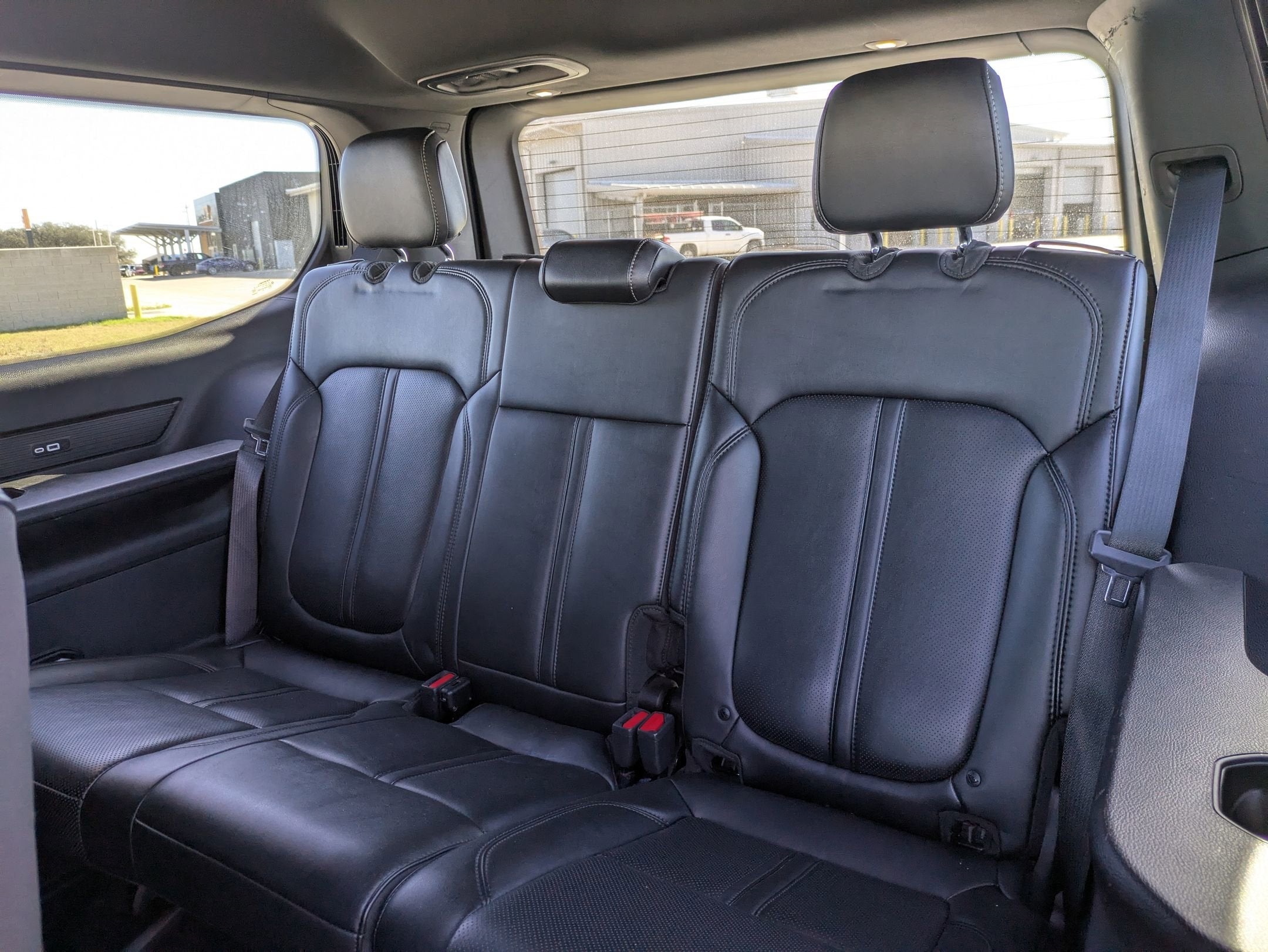 2023 Jeep Wagoneer Series III