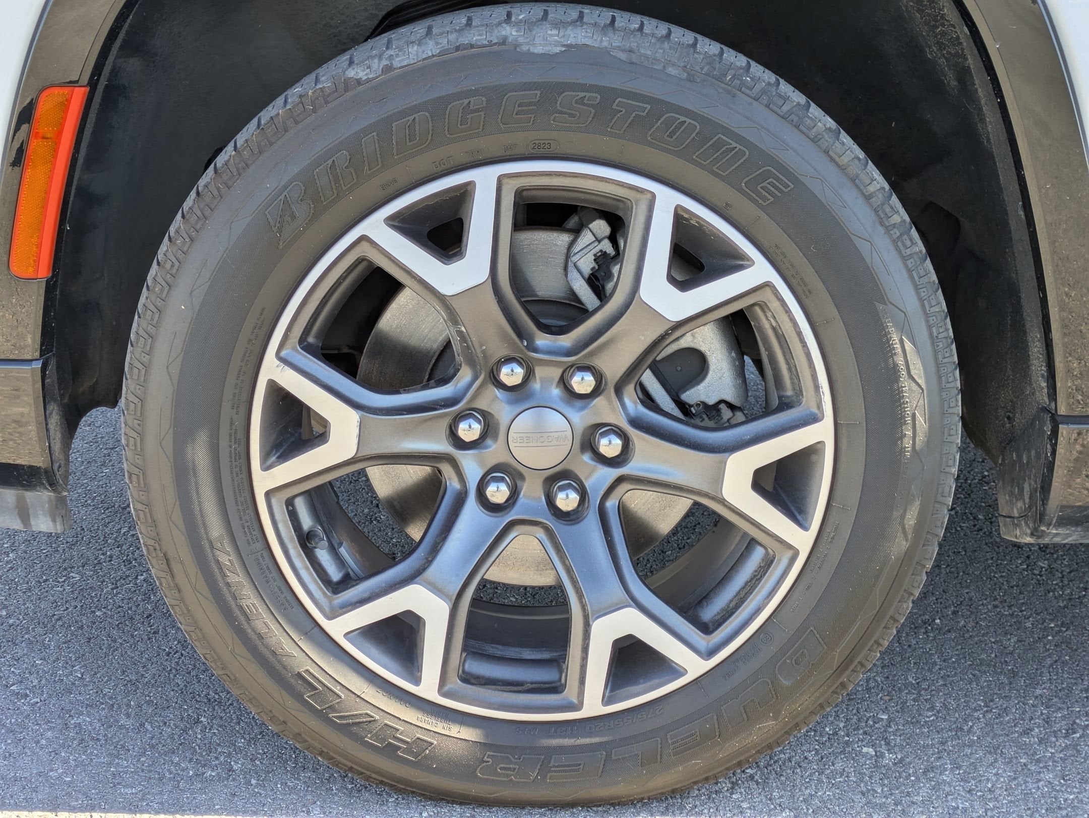 2023 Jeep Wagoneer Series III