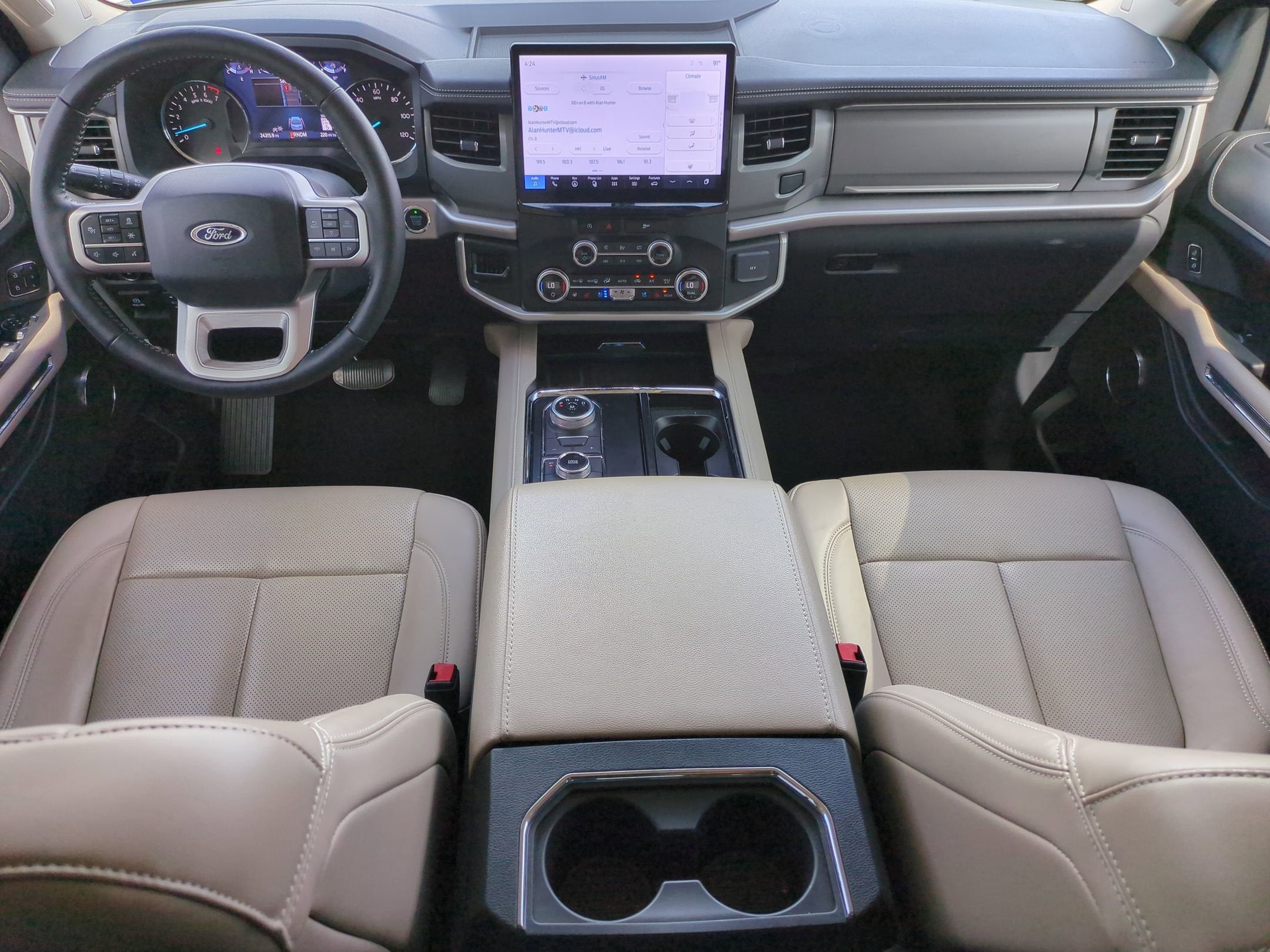 2024 Ford Expedition XLT