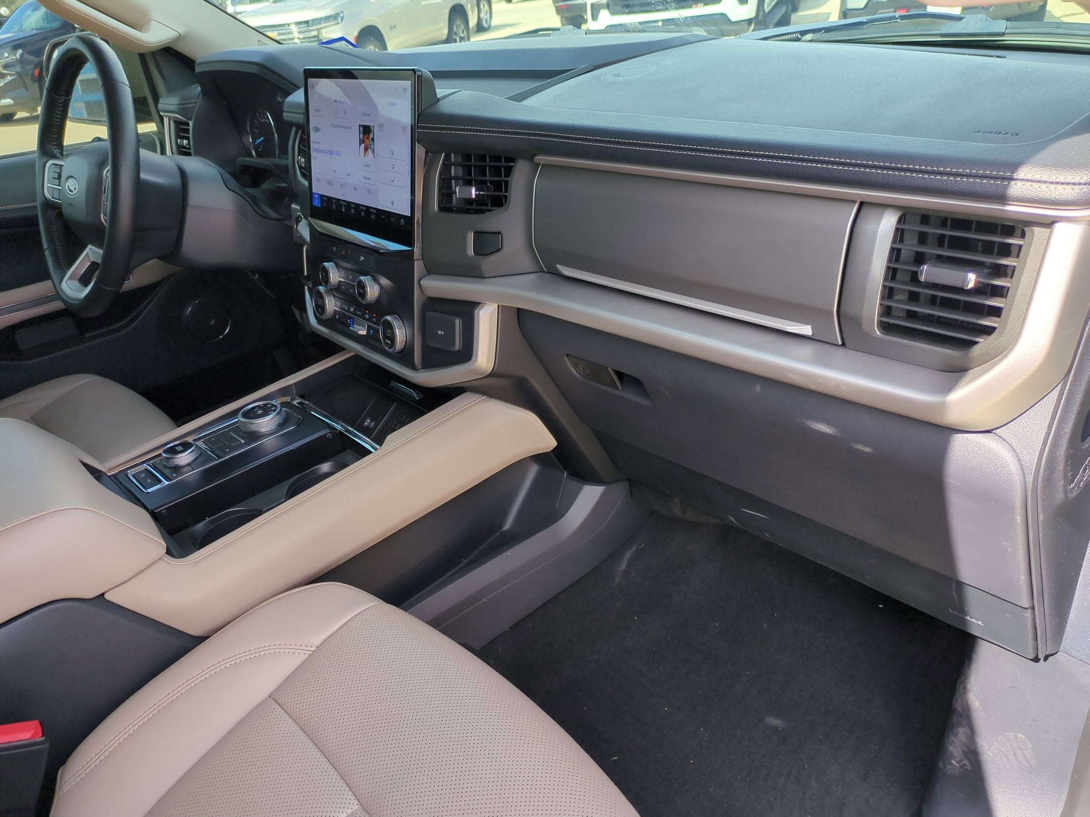 2024 Ford Expedition XLT