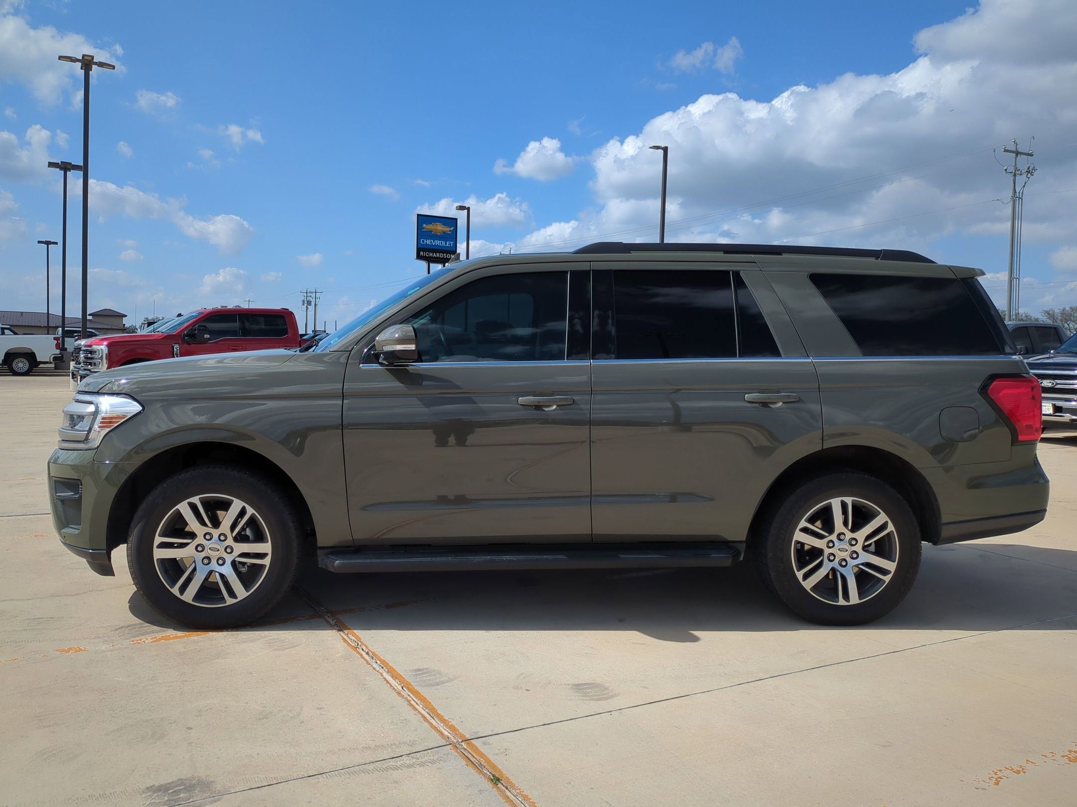 2024 Ford Expedition XLT