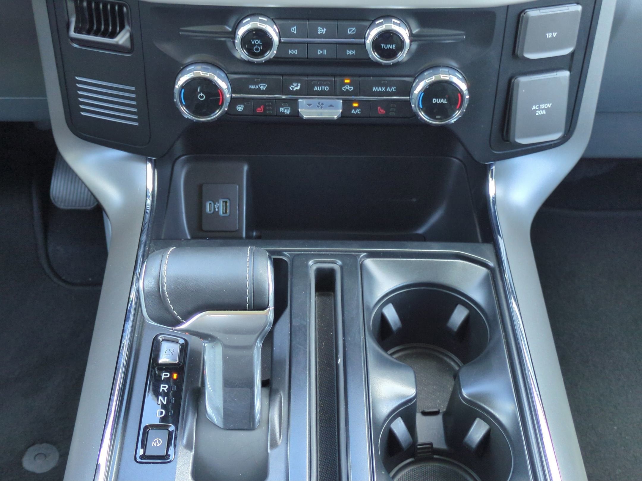2023 Ford F-150 Lightning Pro