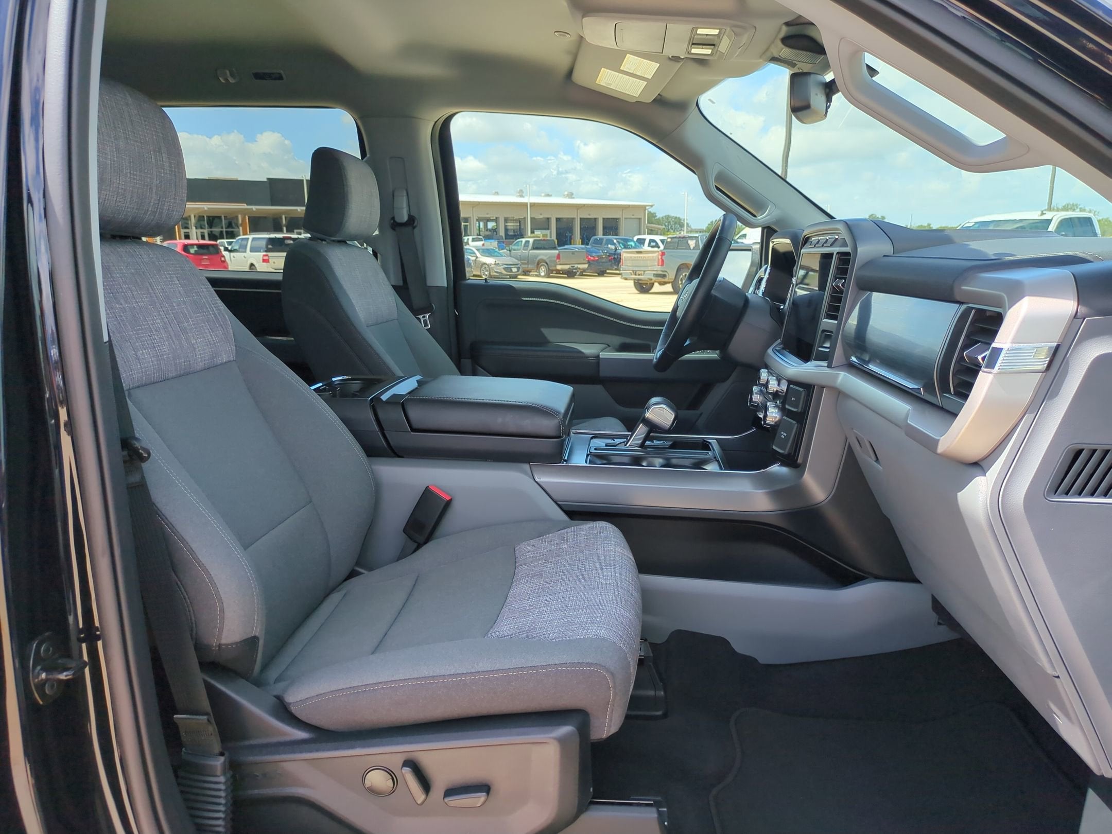2023 Ford F-150 Lightning Pro