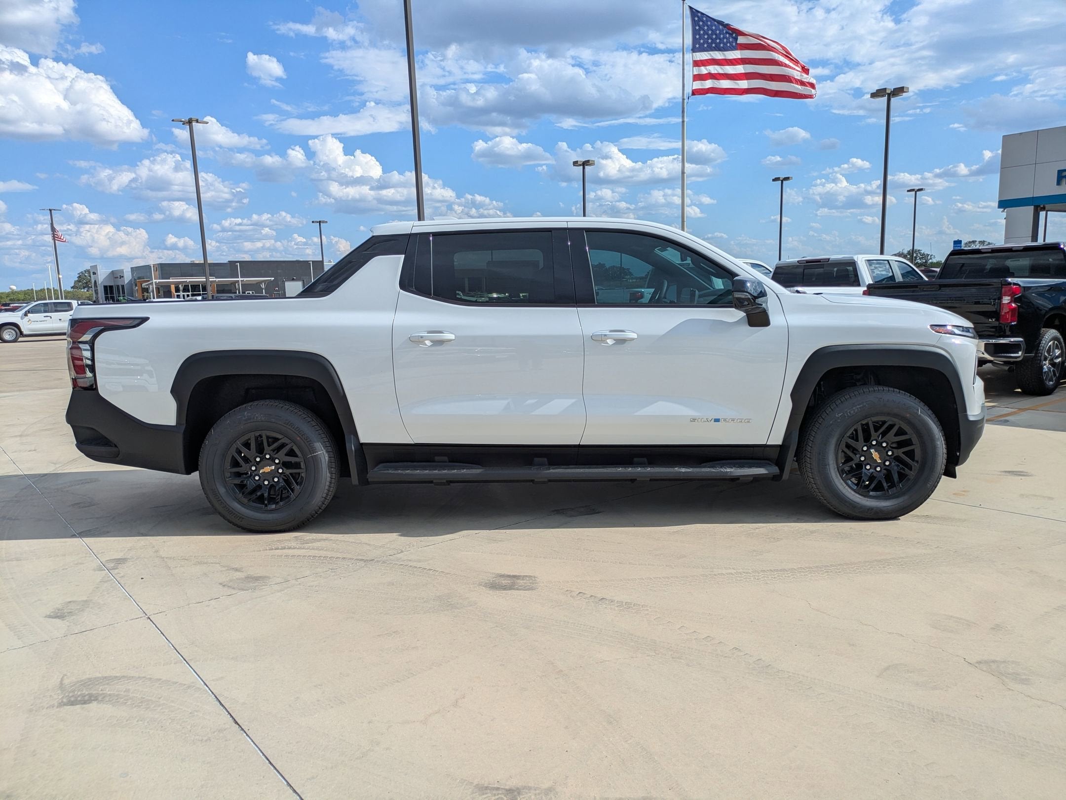 2025 Chevrolet Silverado EV LT - Extended Range