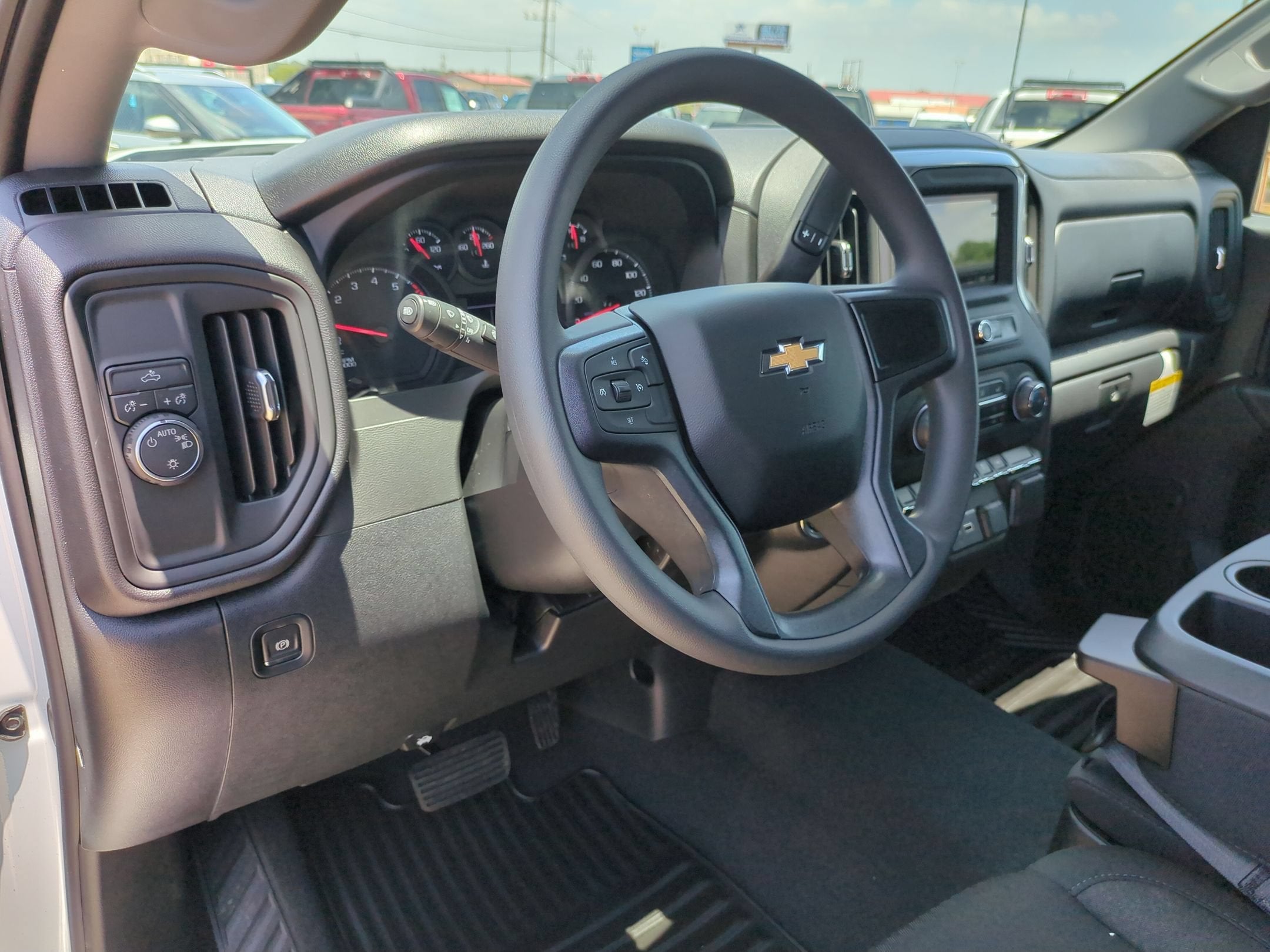 2026 Chevrolet Silverado 1500 Custom - Photo 10