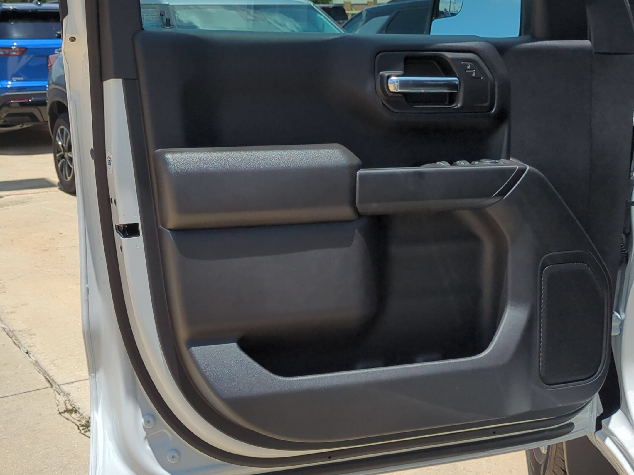 2026 Chevrolet Silverado 1500 Custom - Photo 11