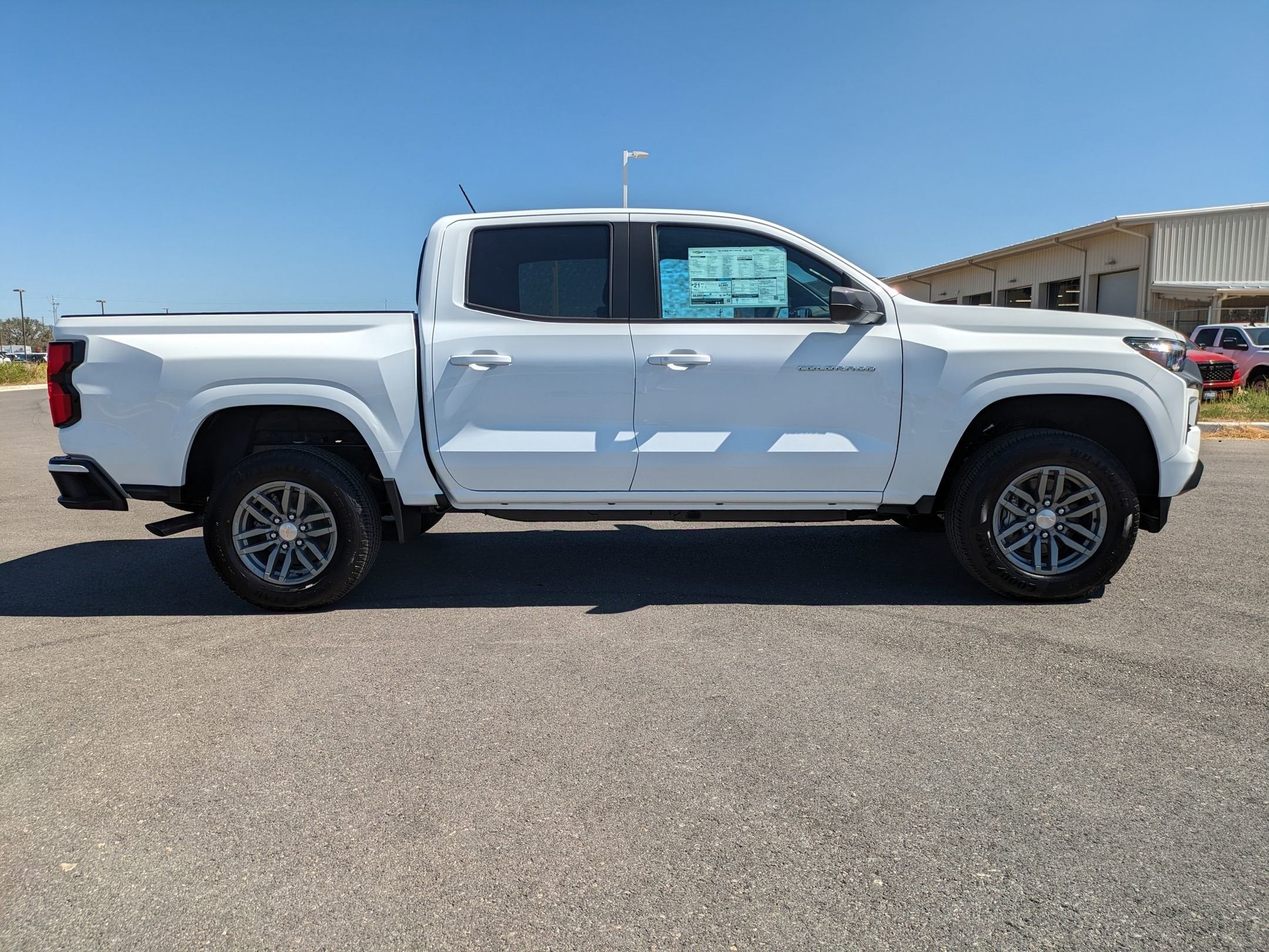 2024 Chevrolet Colorado LT