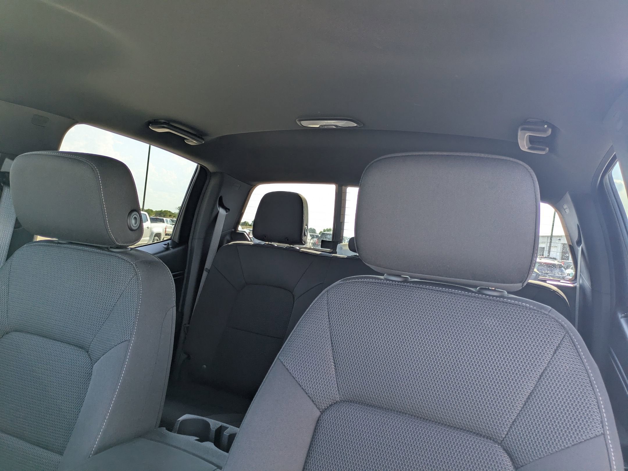 2025 Chevrolet Colorado WT/LT