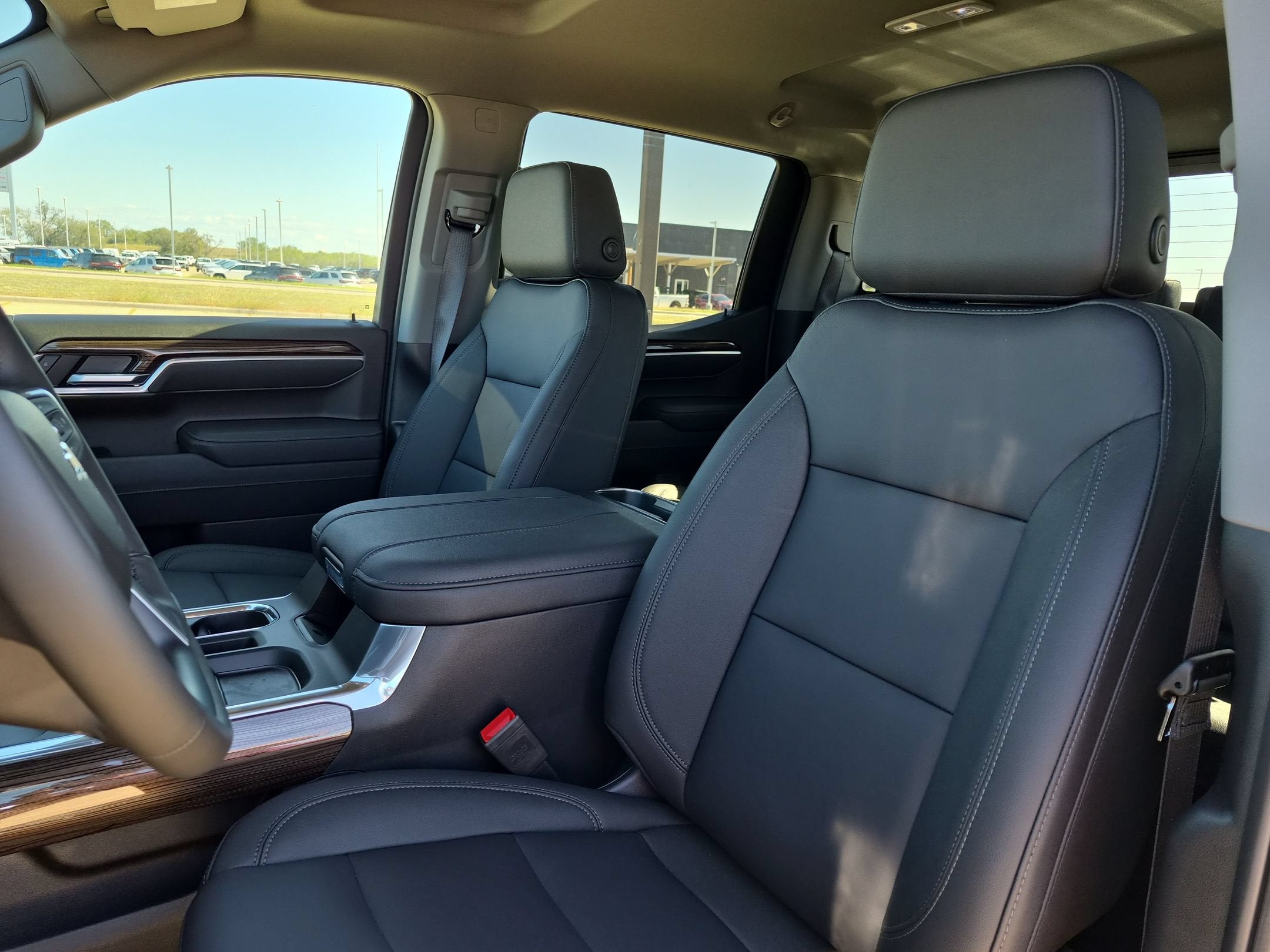2026 Chevrolet Silverado 1500 LT - Photo 12