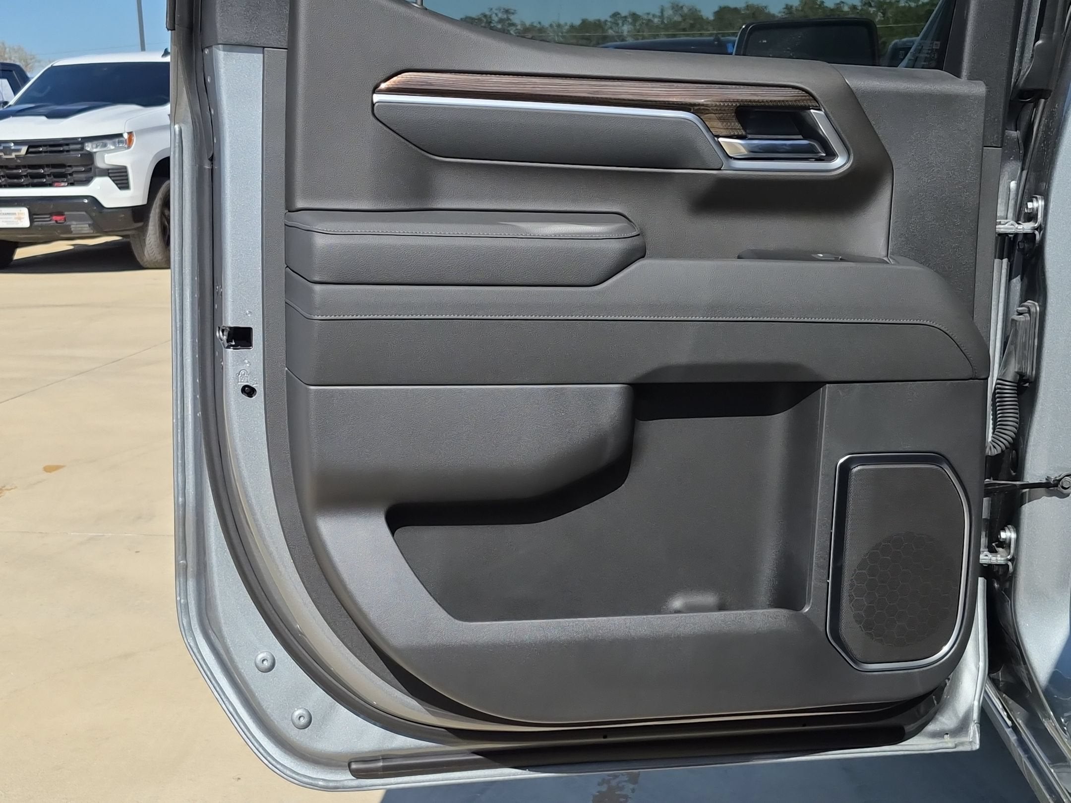 2026 Chevrolet Silverado 1500 LT - Photo 14
