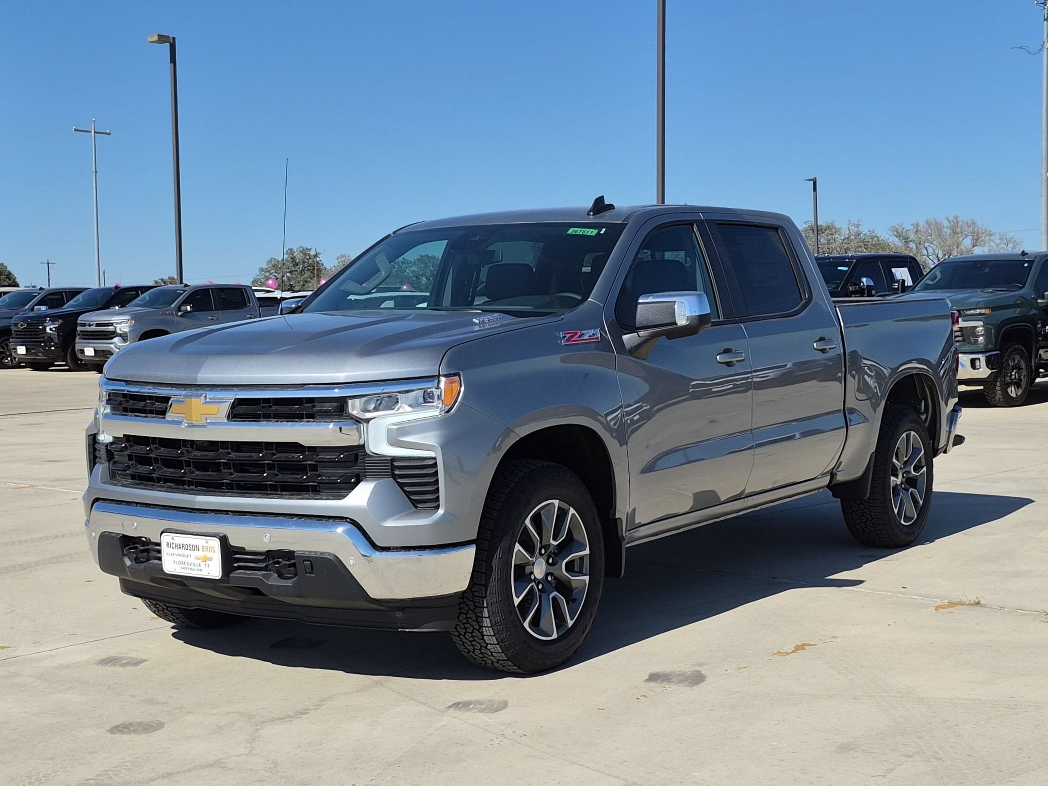 2026 Chevrolet Silverado 1500 LT - Photo 7