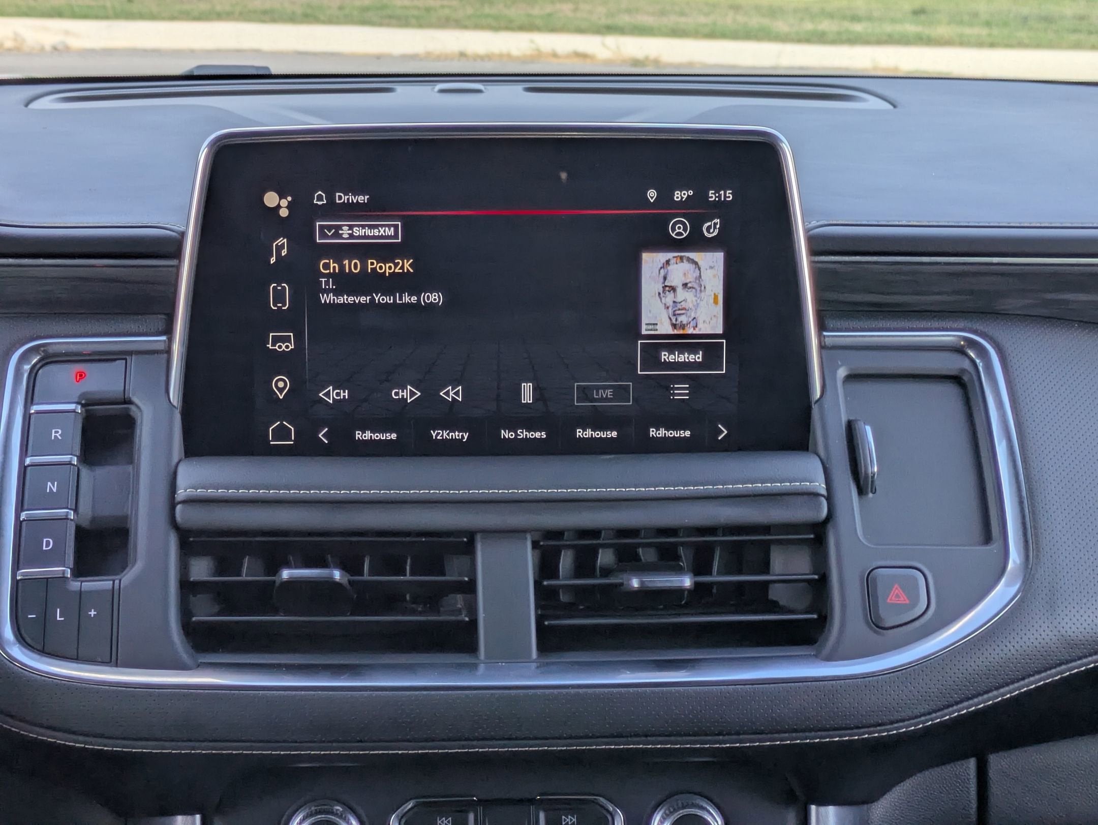 2023 GMC Yukon XL SLT