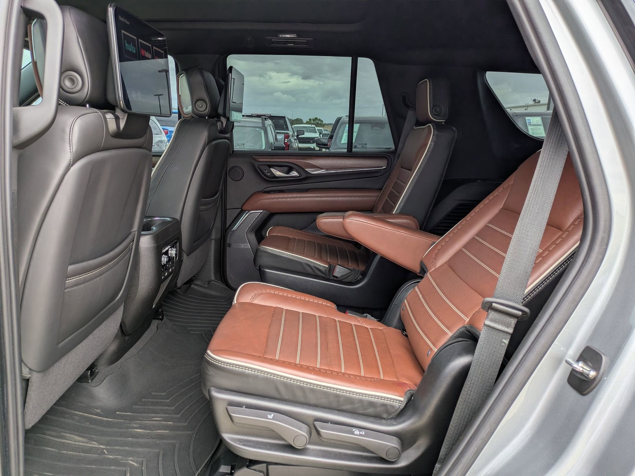 2024 GMC Yukon Denali Ultimate