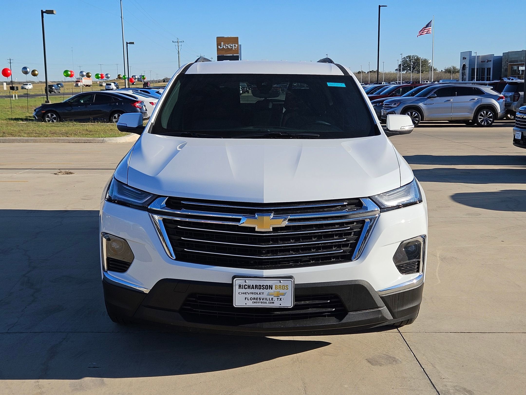 2023 Chevrolet Traverse LT Cloth
