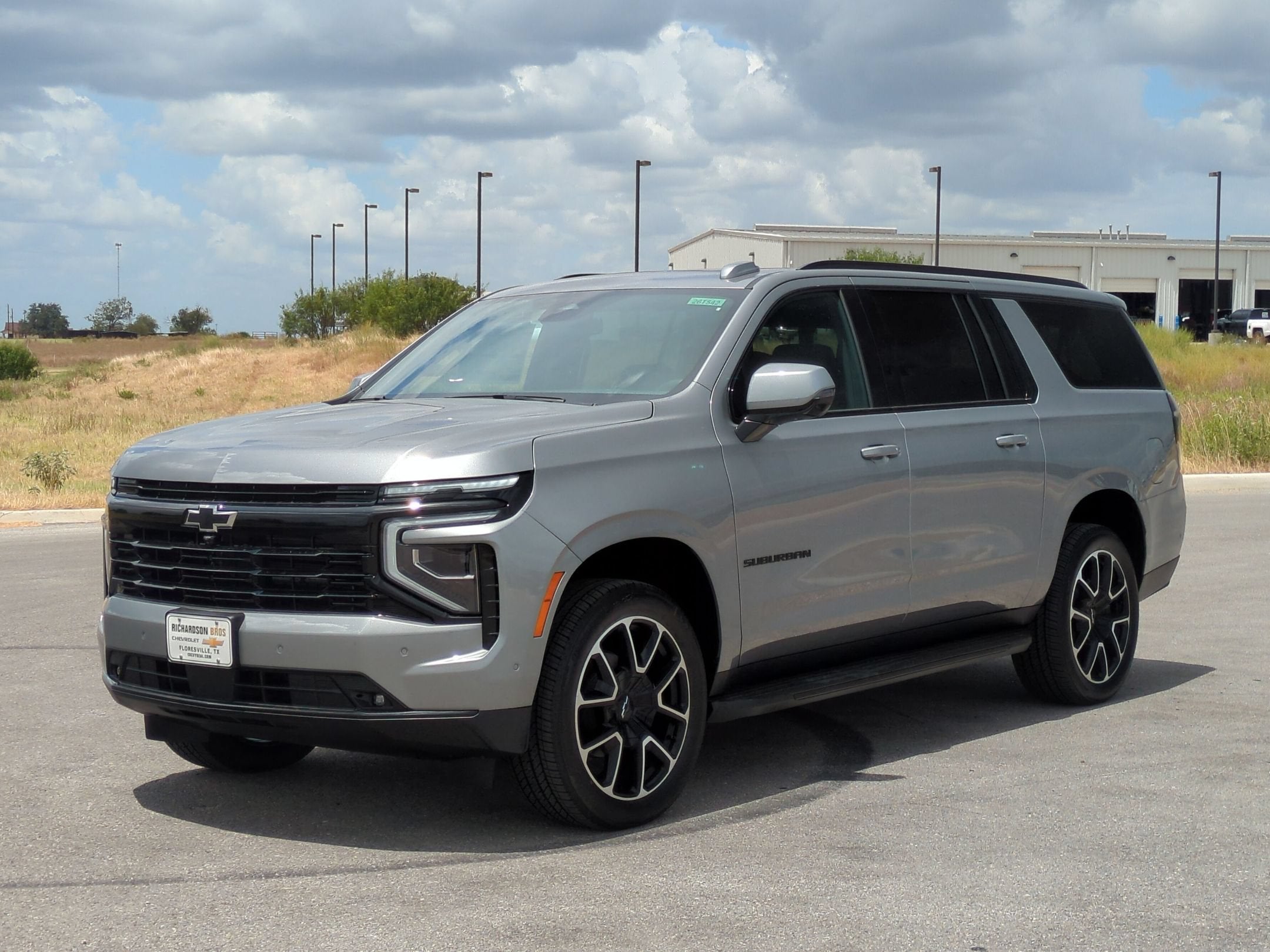 2026 Chevrolet Suburban RST - Photo 7