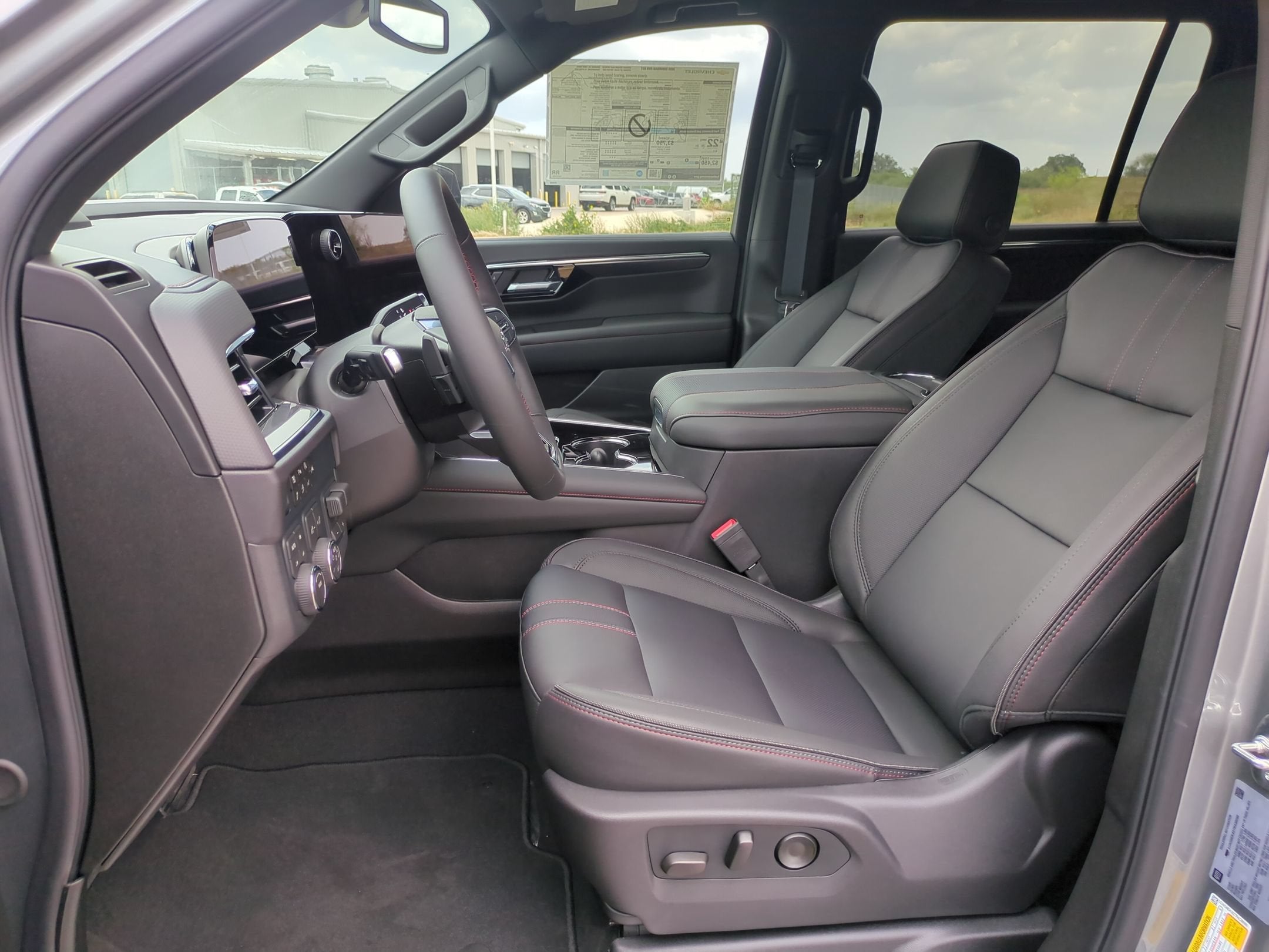 2026 Chevrolet Suburban RST - Photo 9