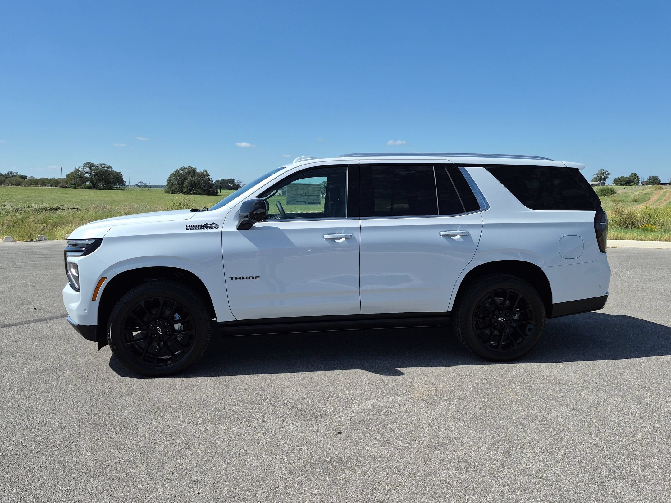 2027 Chevrolet Tahoe High Country - Photo 6