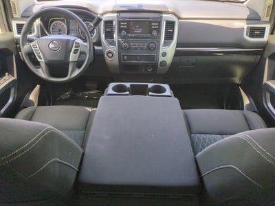 2017 Nissan Titan SV