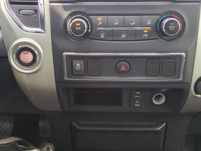 2017 Nissan Titan SV