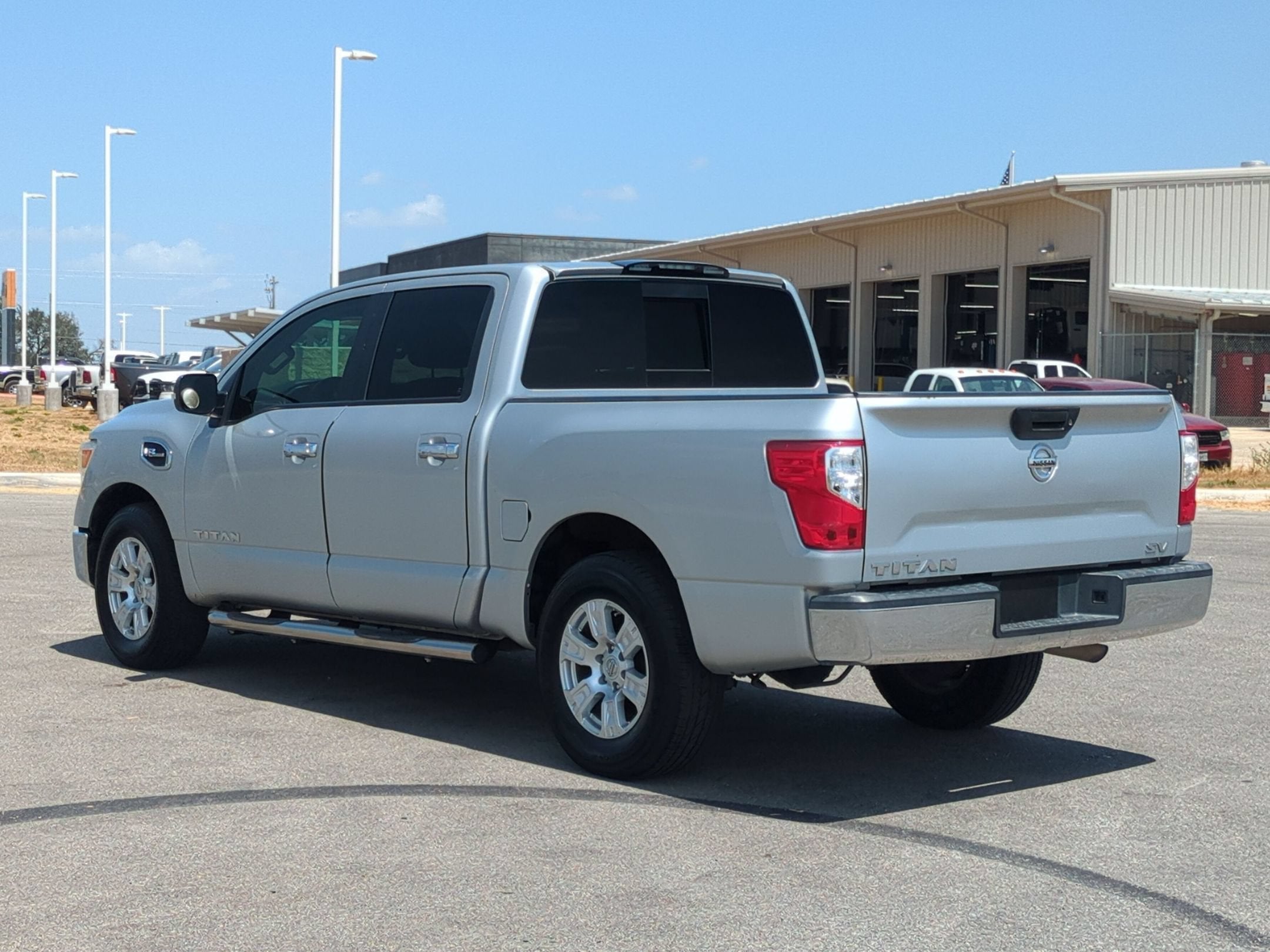 2017 Nissan Titan SV
