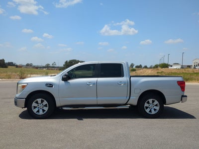 2017 Nissan Titan SV