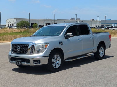 2017 Nissan Titan SV