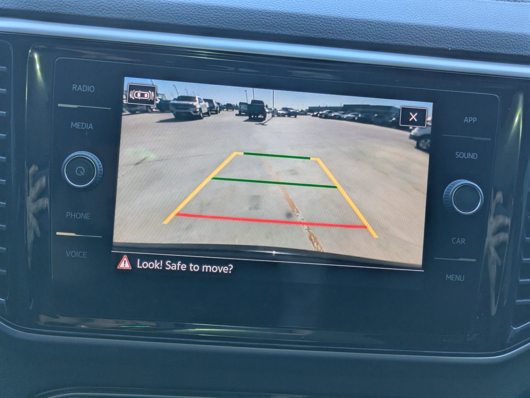 2023 Volkswagen Atlas Cross Sport 3.6L V6 SE w/Technology