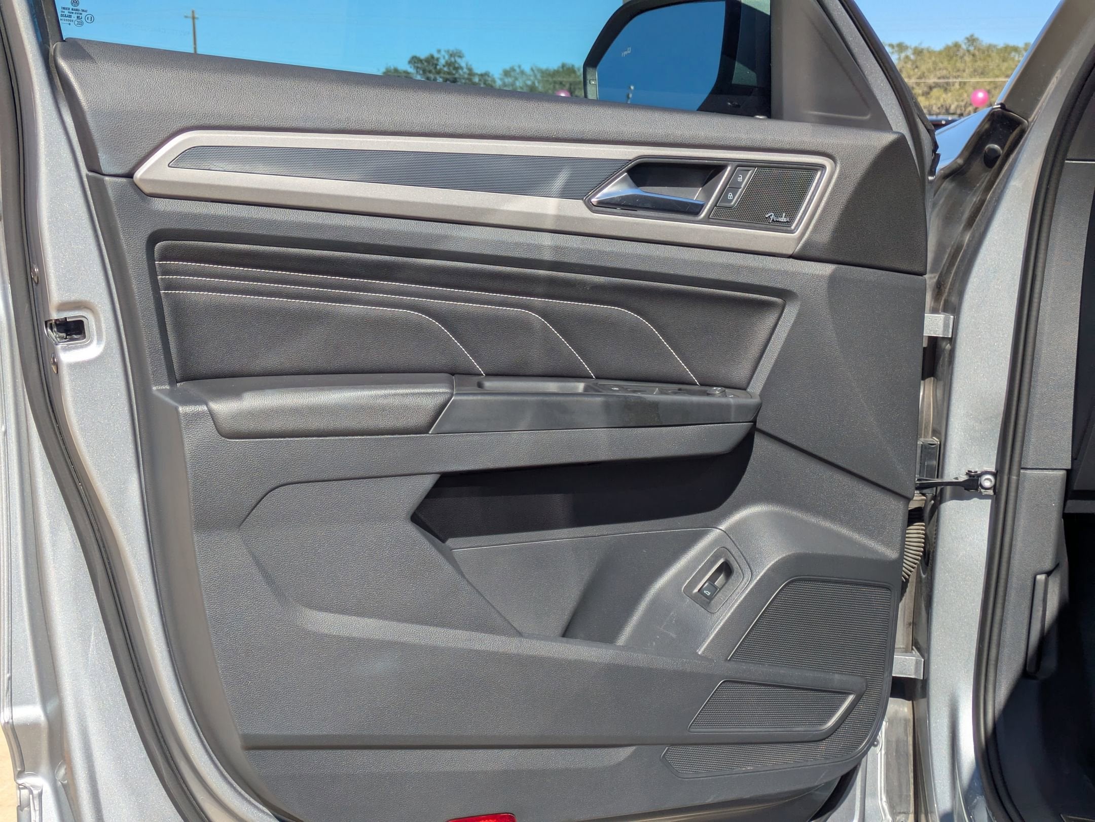 2020 Volkswagen Atlas Cross Sport 3.6L V6 SEL Premium R-Line