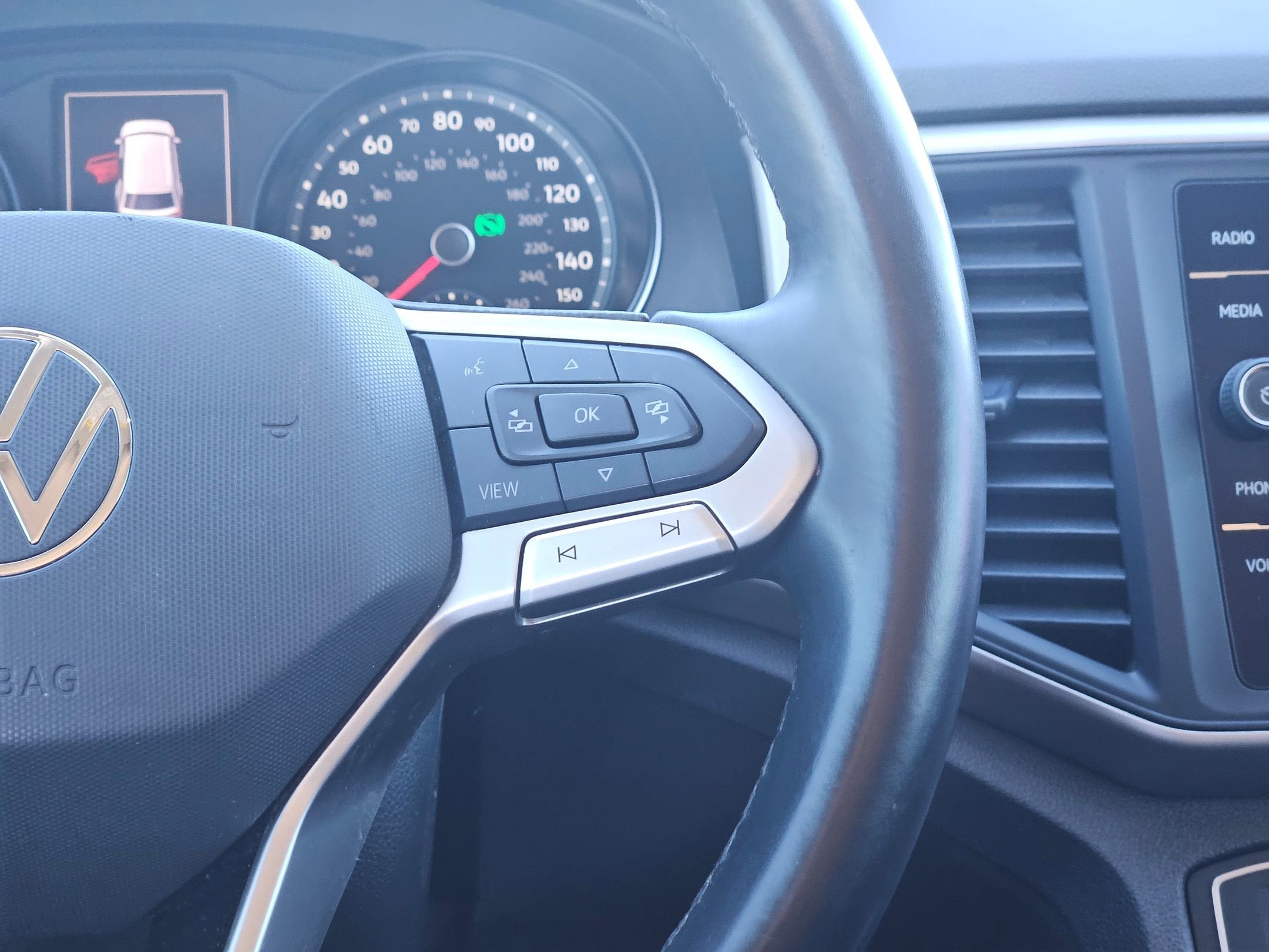 2021 Volkswagen Atlas 3.6L V6 SE w/Technology