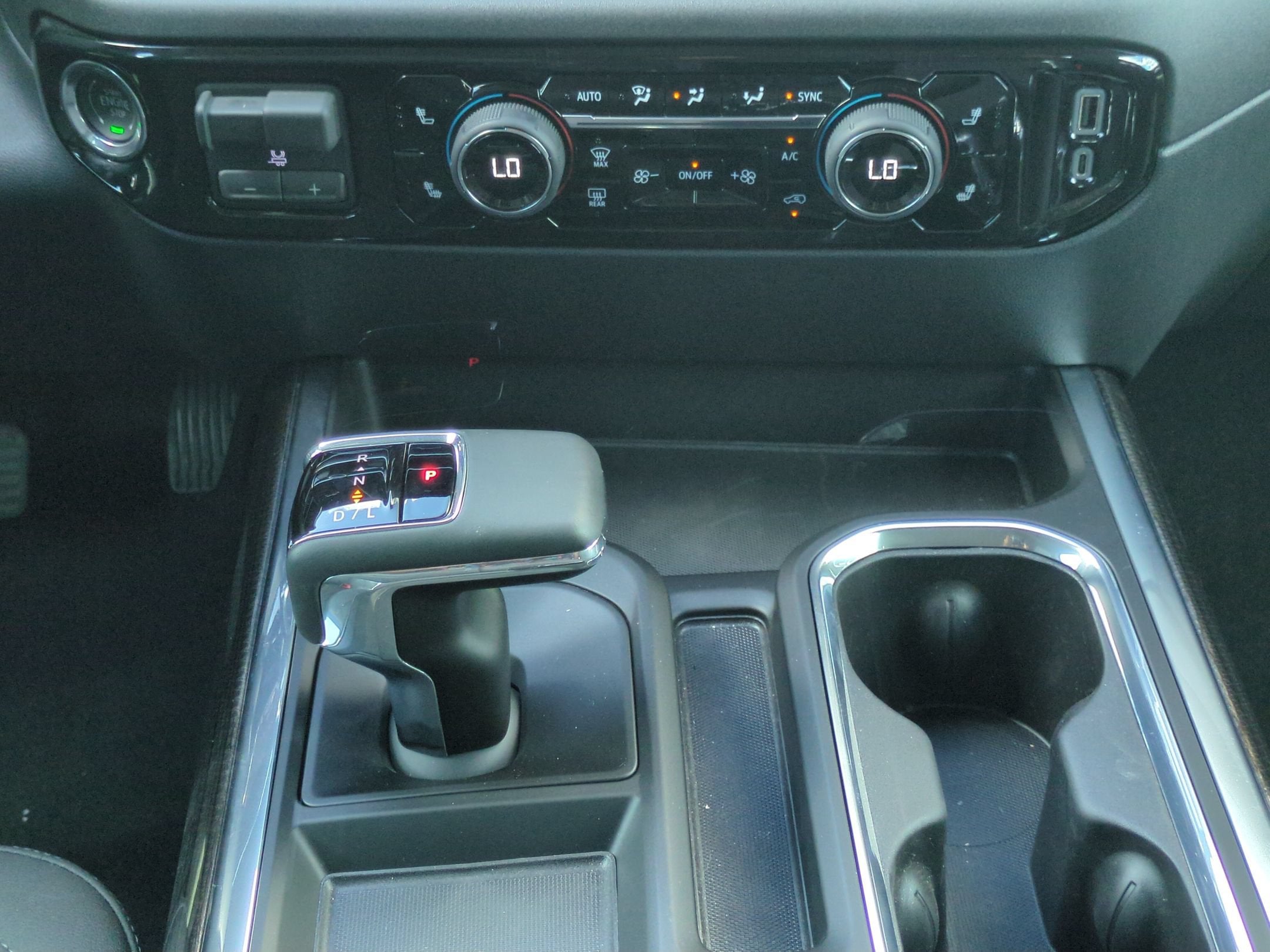 2026 Chevrolet Silverado 1500 RST - Photo 17