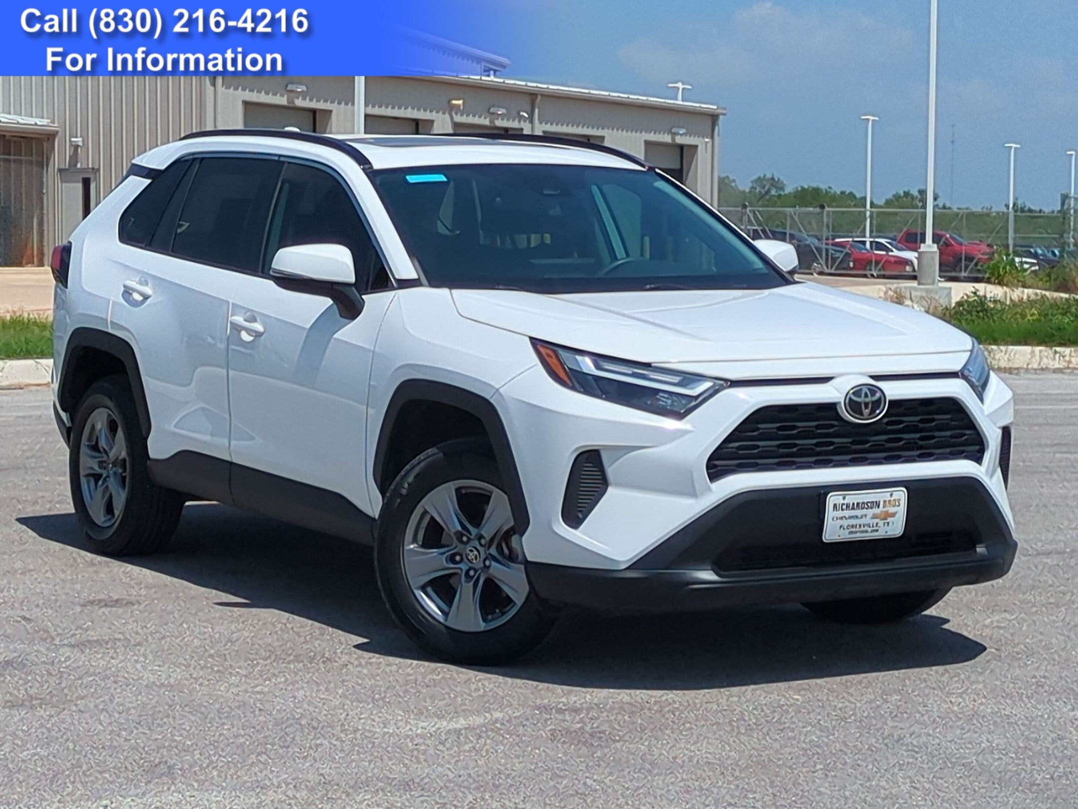 2022 Toyota RAV4 XLE