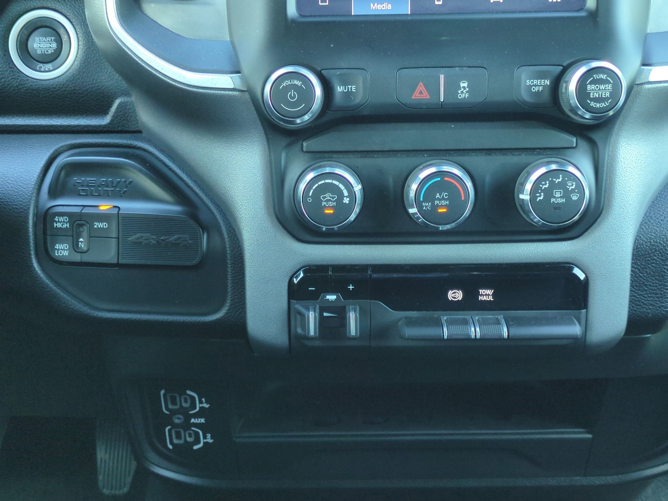 2024 RAM 3500 Big Horn