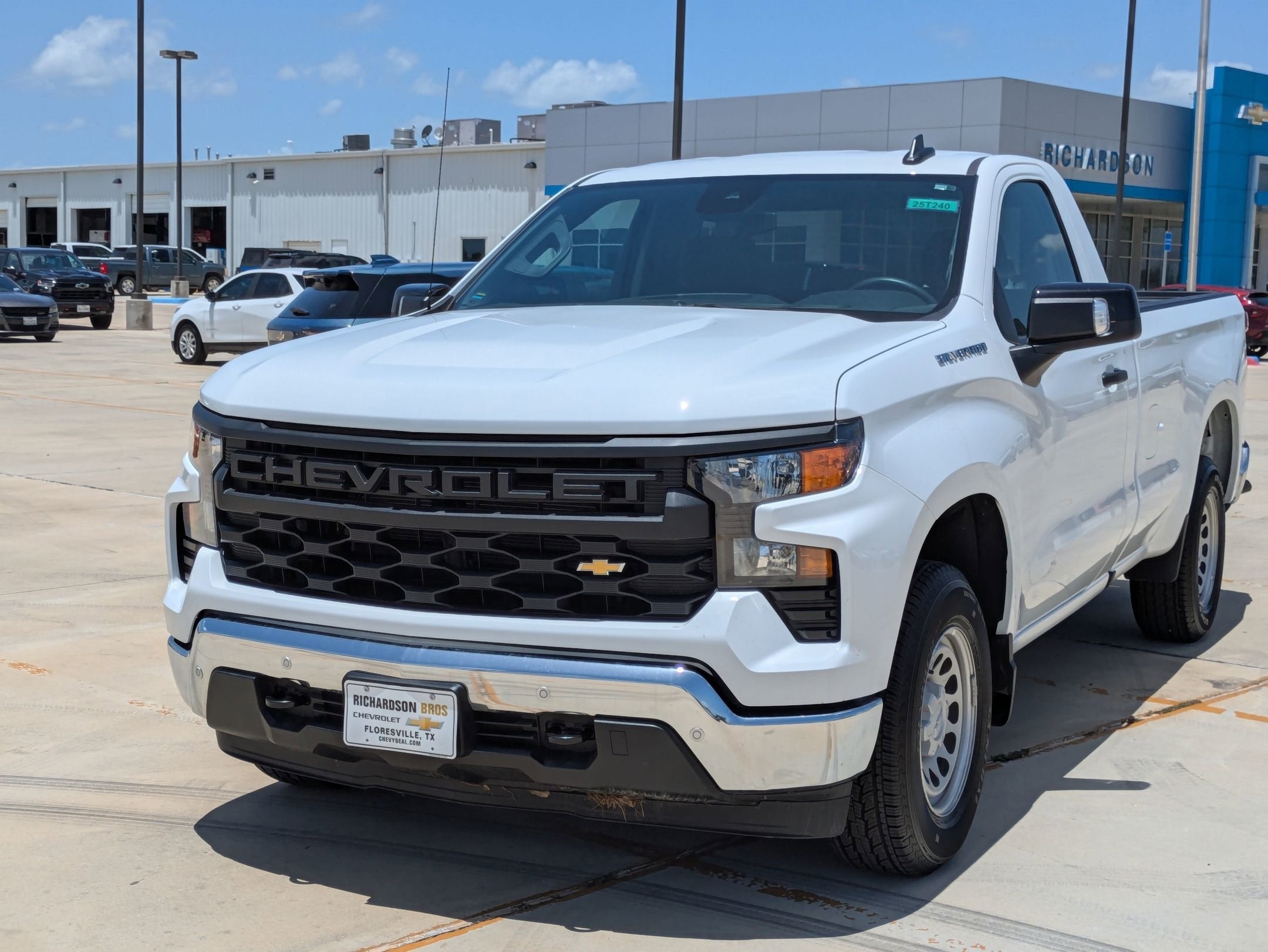 2025 Chevrolet Silverado 1500 WT