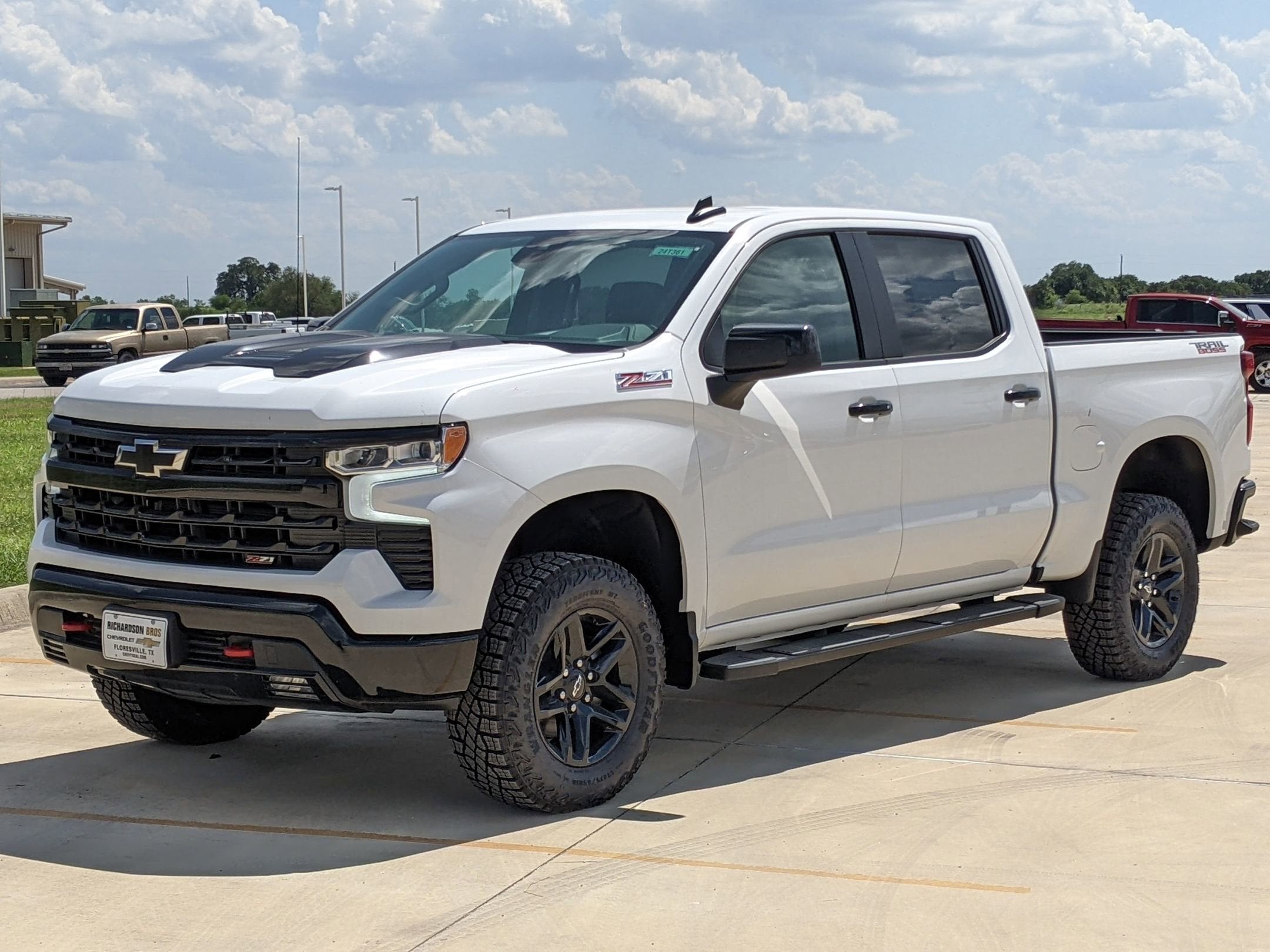 2024 Chevrolet Silverado 1500 LT Trail Boss