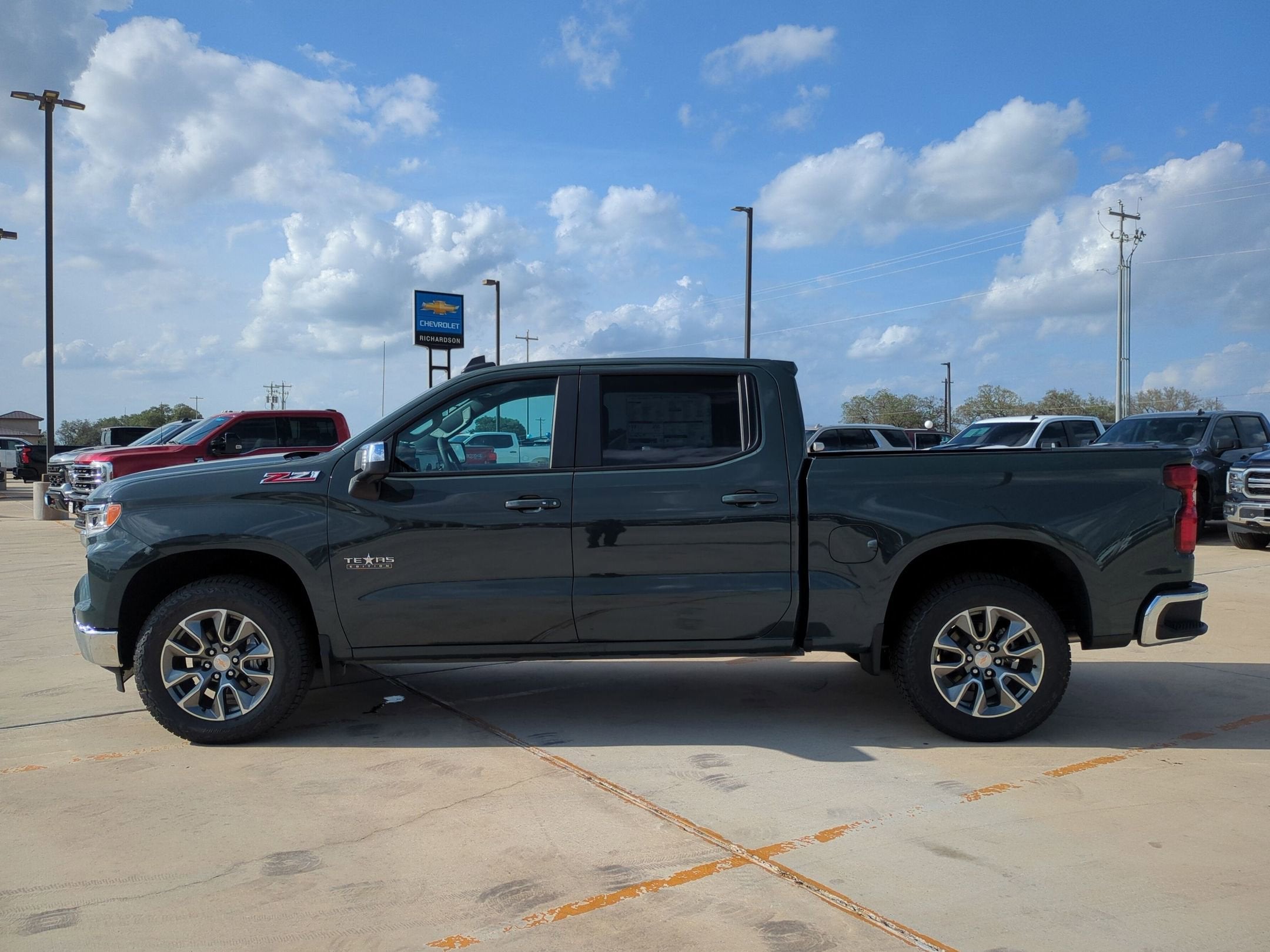 2026 Chevrolet Silverado 1500 LT