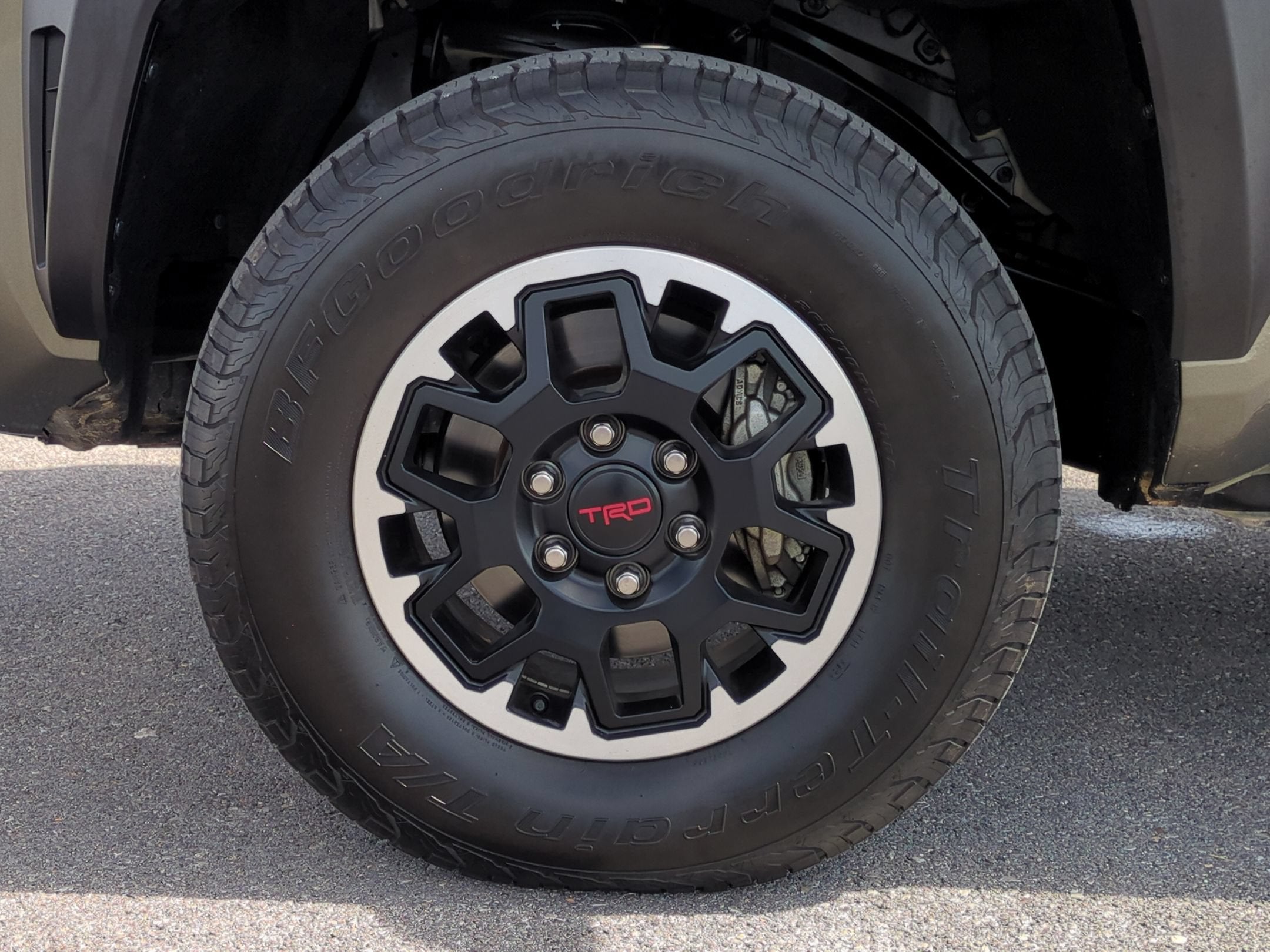 2025 Toyota Tacoma 4WD SR