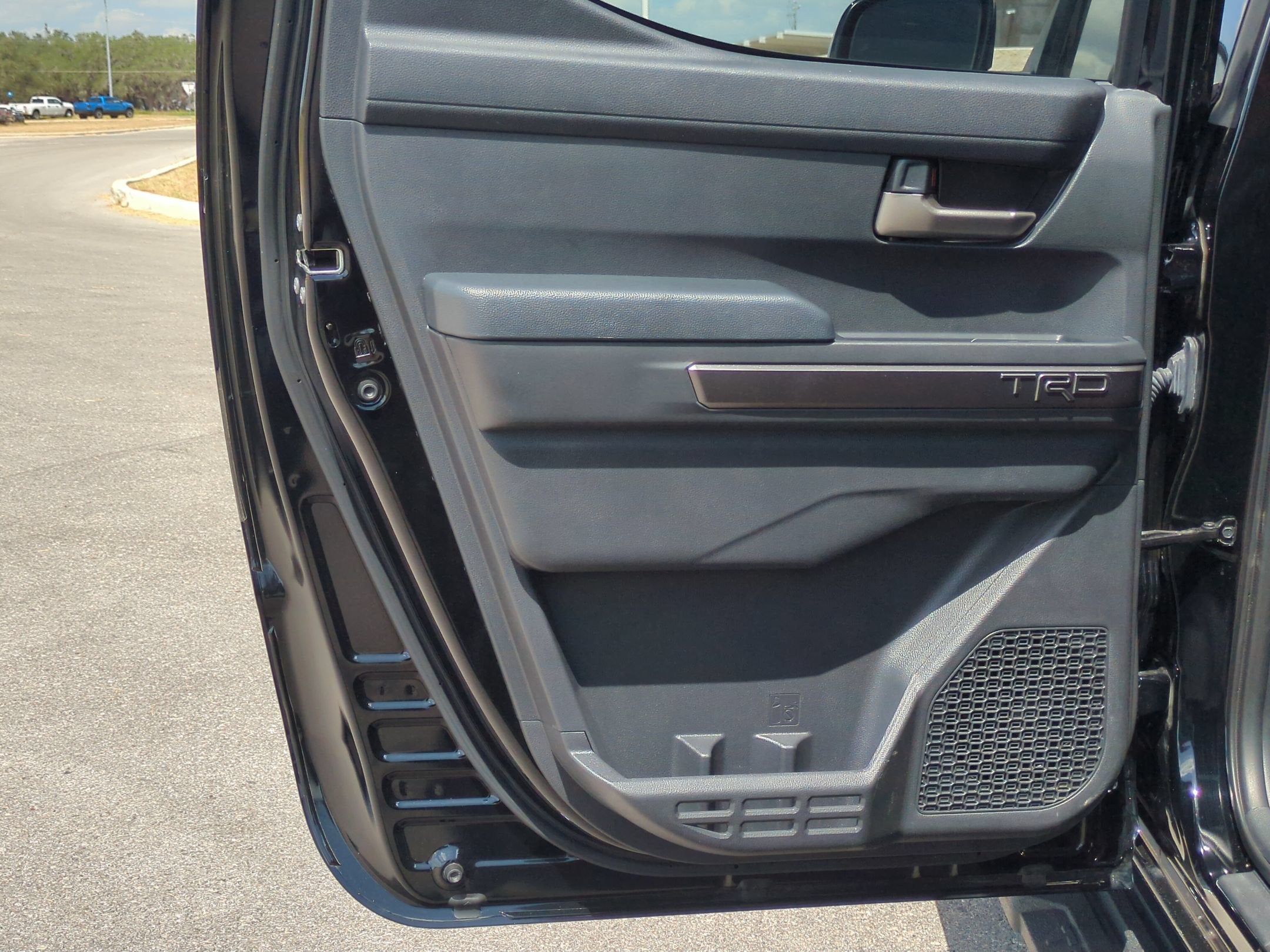 2025 Toyota Tacoma 4WD SR