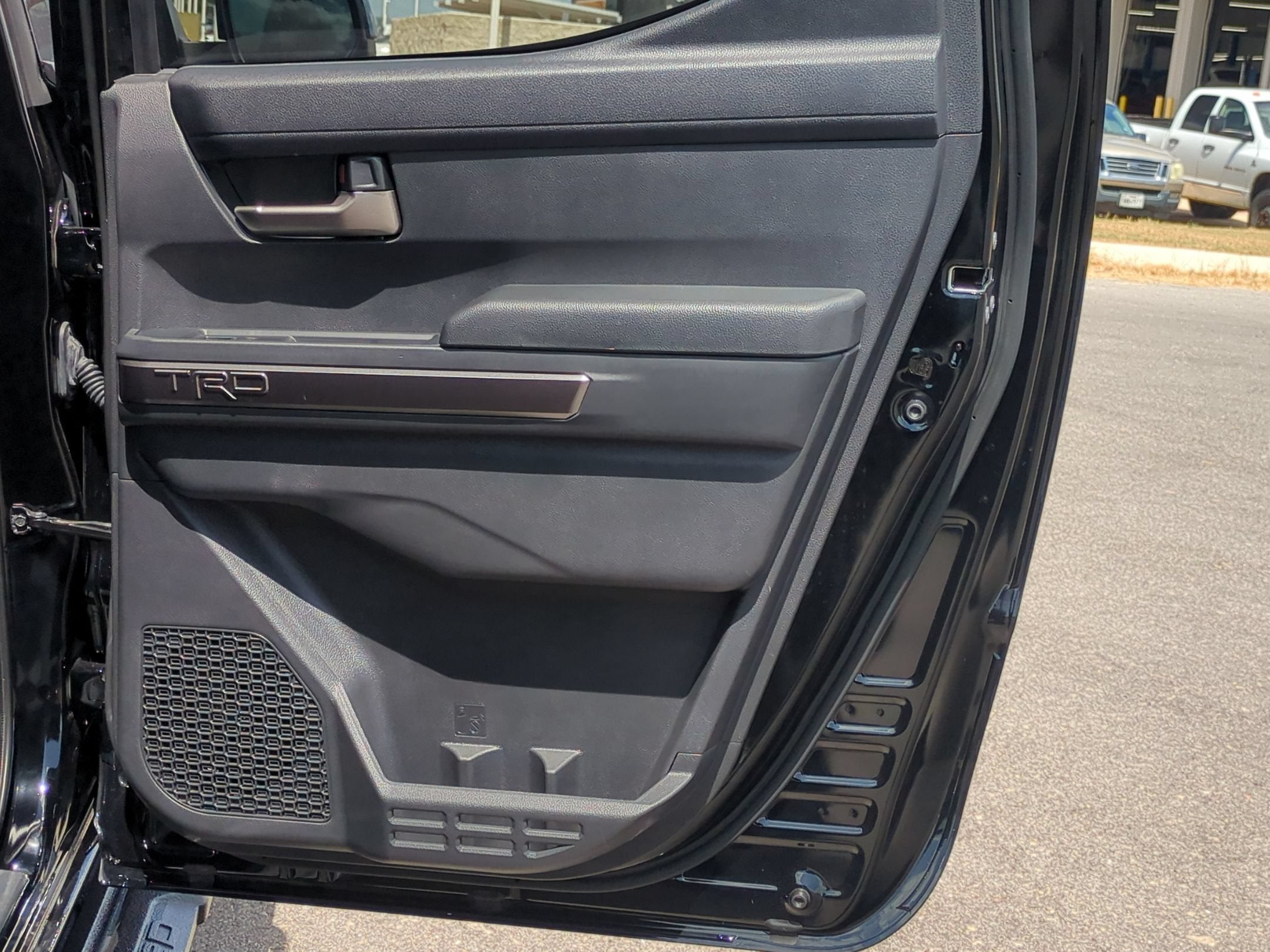 2025 Toyota Tacoma 4WD SR