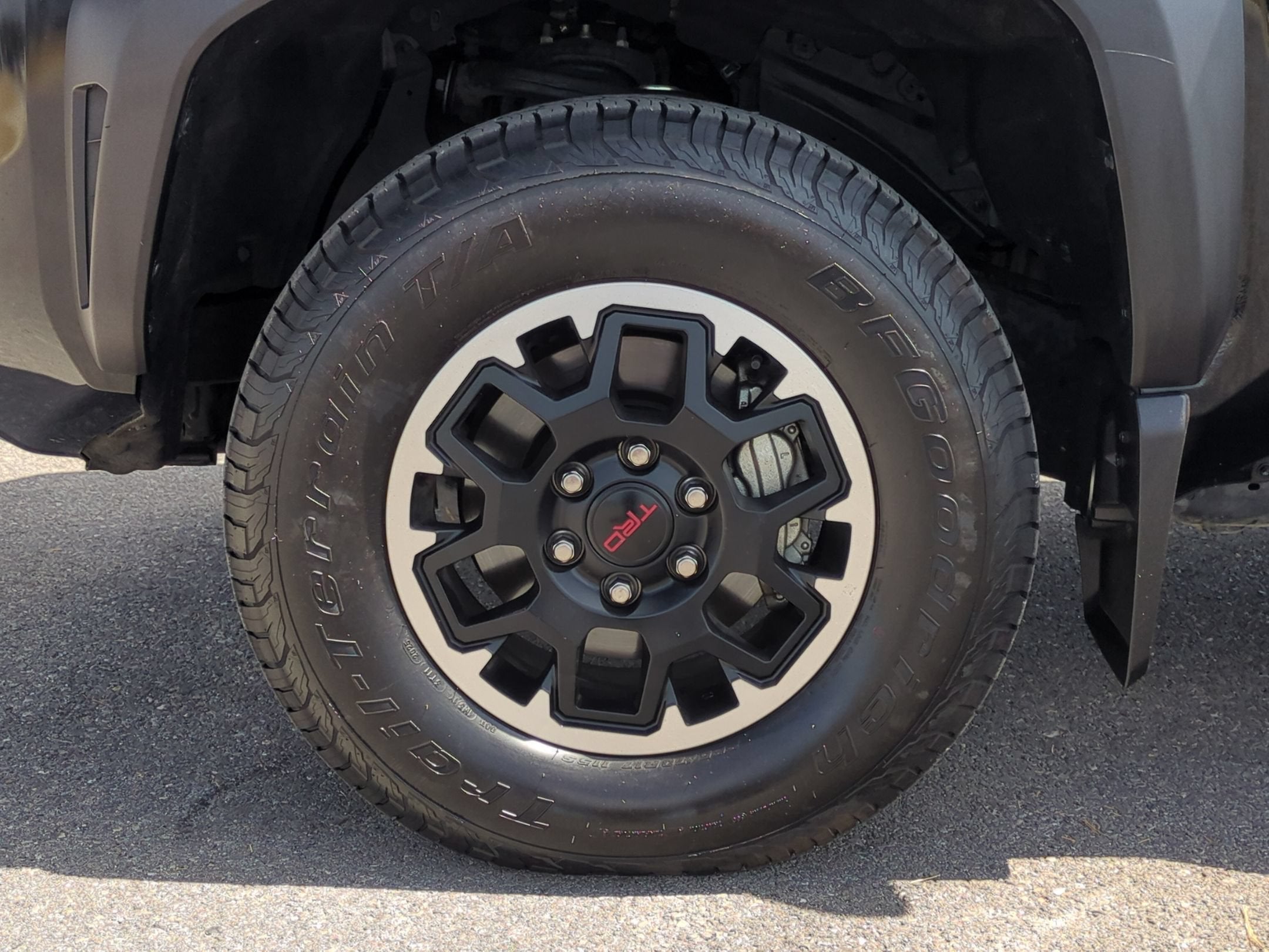 2025 Toyota Tacoma 4WD SR