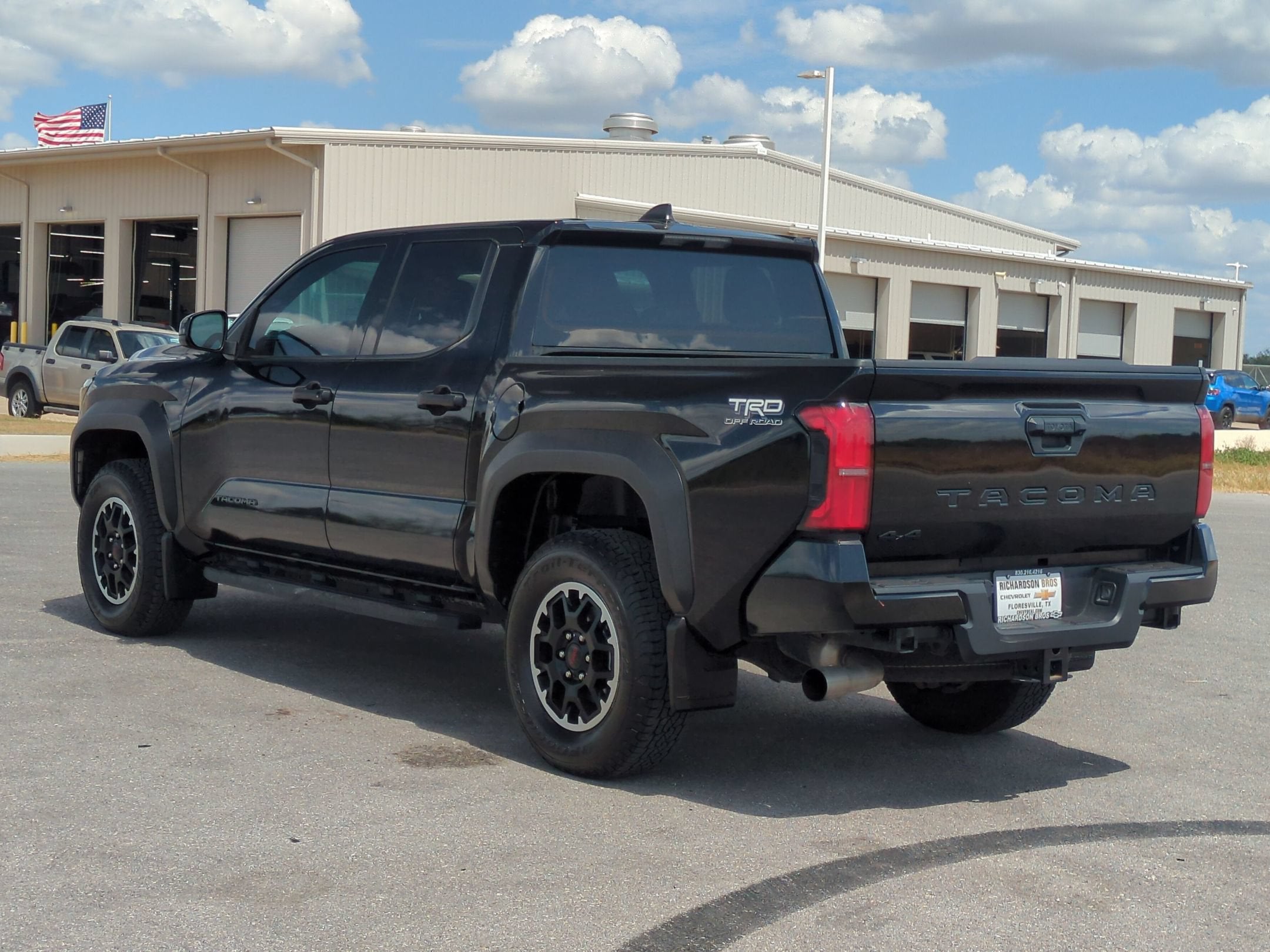 2025 Toyota Tacoma 4WD SR