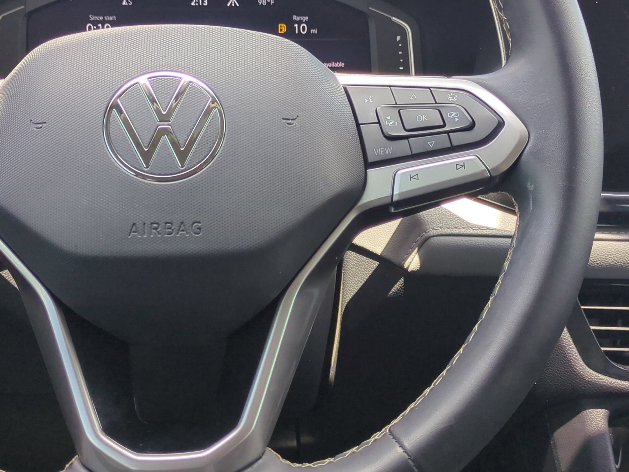 2022 Volkswagen Taos SEL