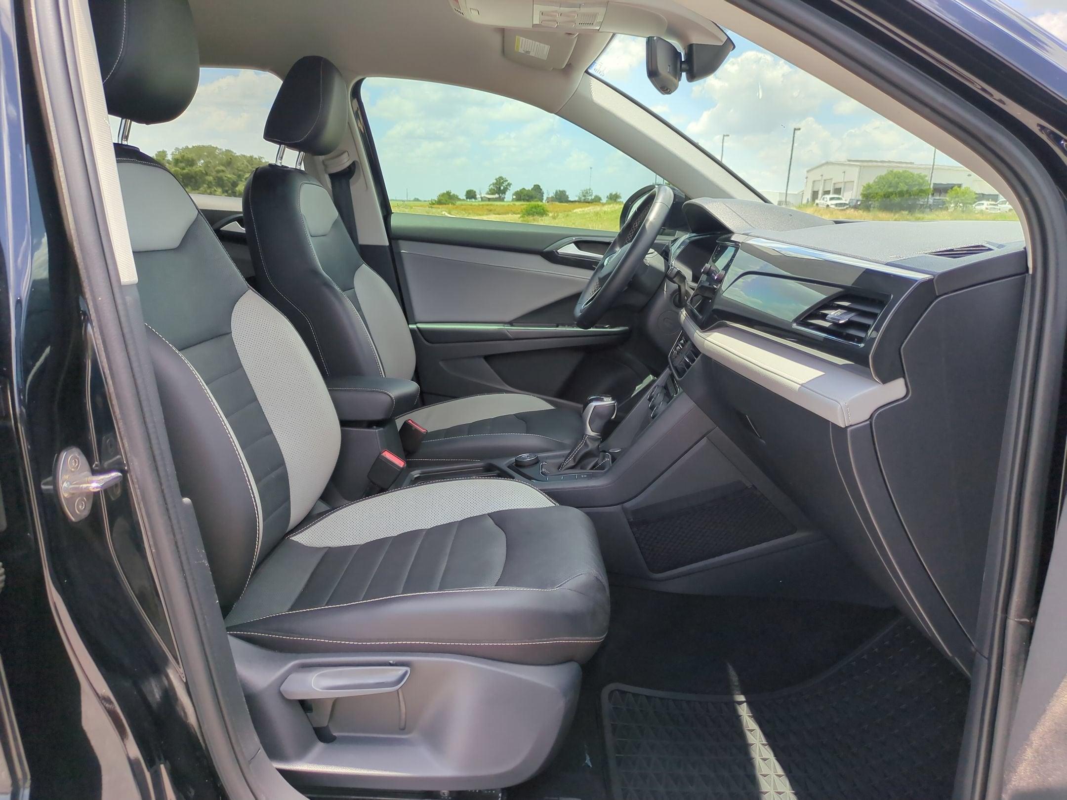 2022 Volkswagen Taos SEL