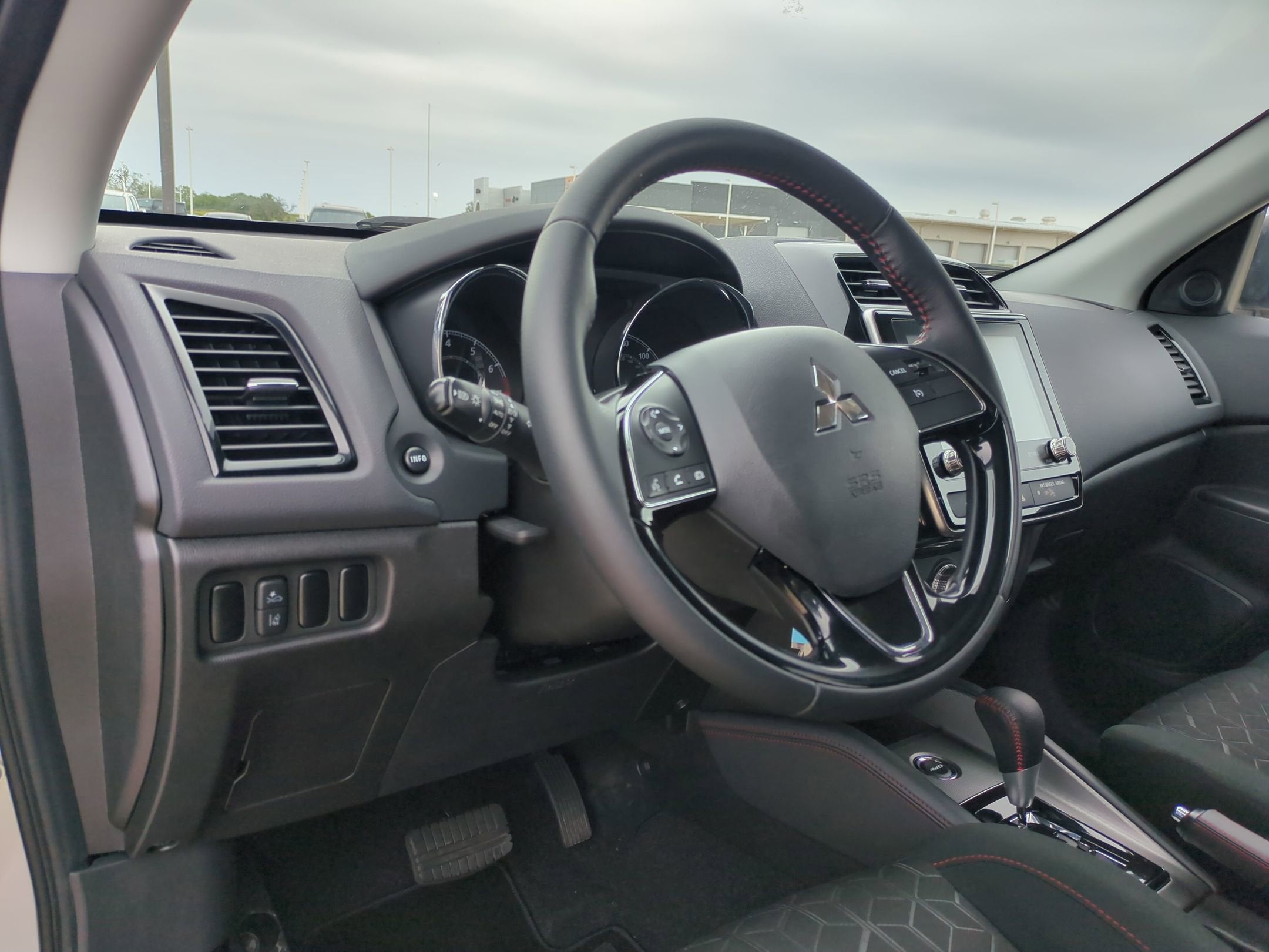 2024 Mitsubishi Outlander Sport S