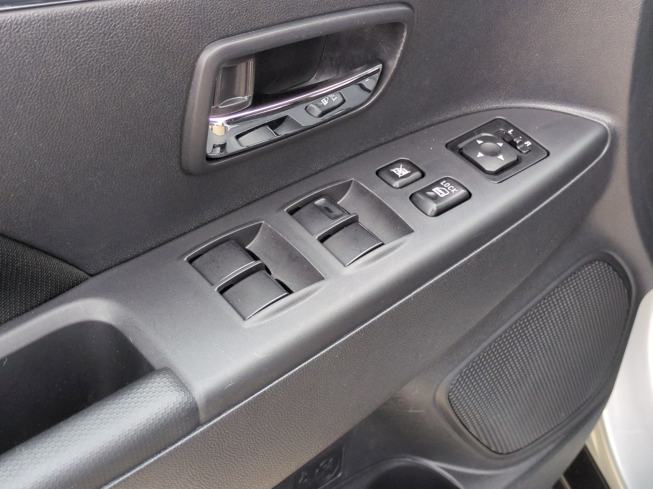 2024 Mitsubishi Outlander Sport S