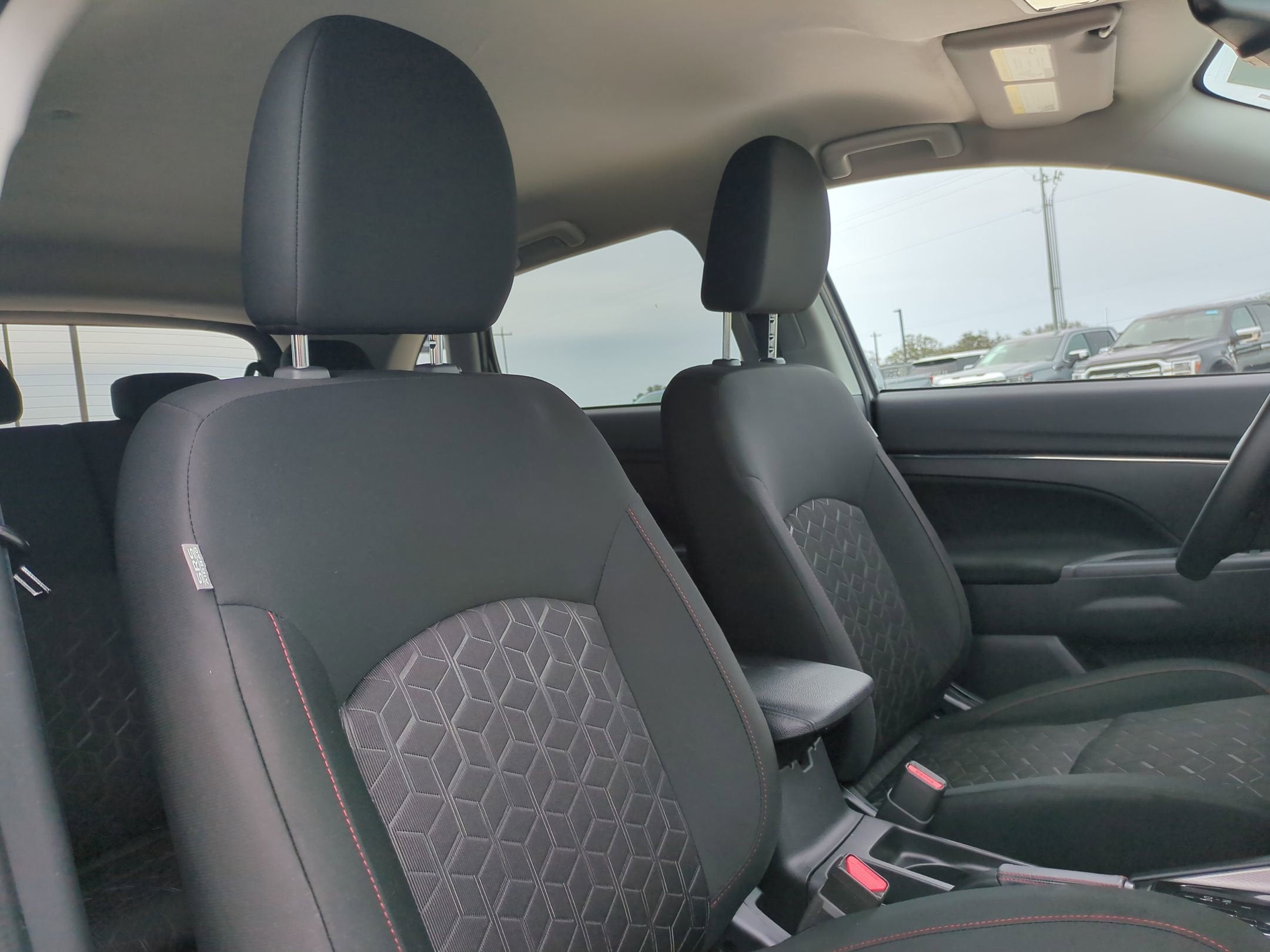 2024 Mitsubishi Outlander Sport S
