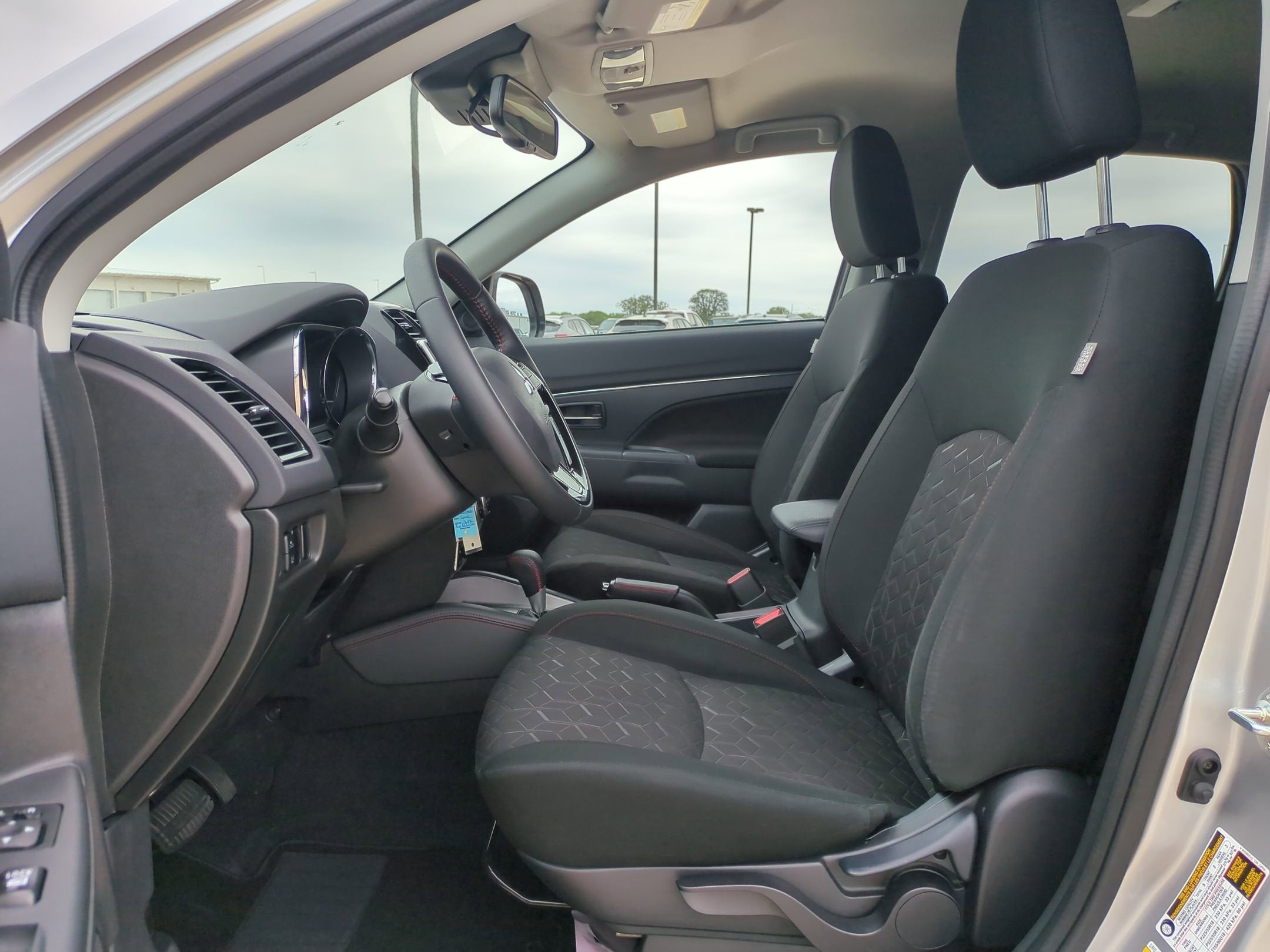 2024 Mitsubishi Outlander Sport S